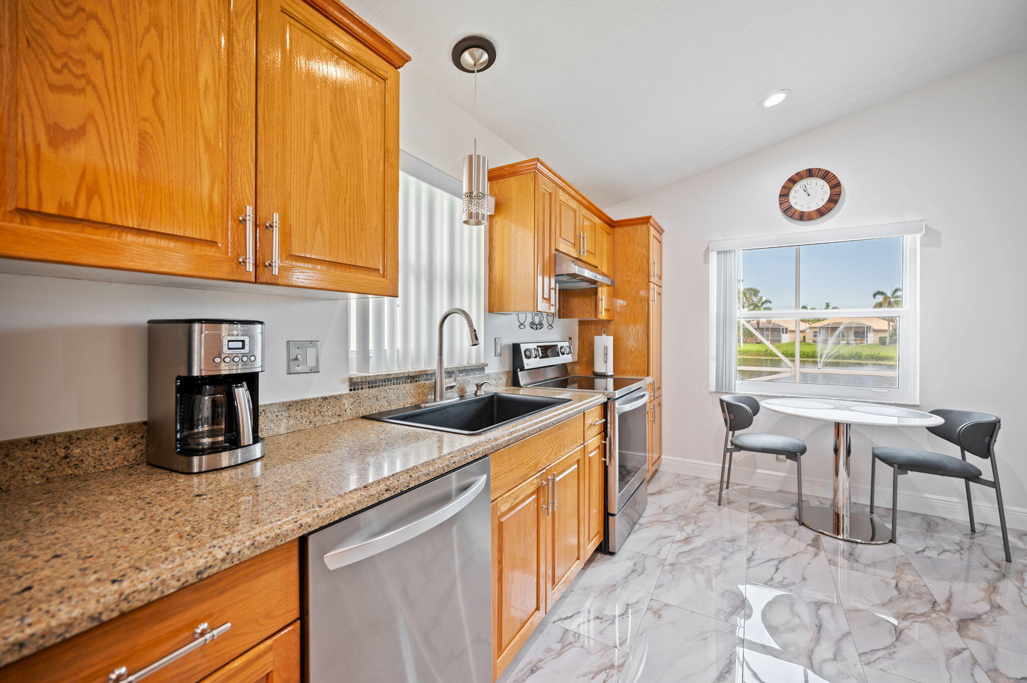 12979 Hampton Lakes Circle Property Photo 8