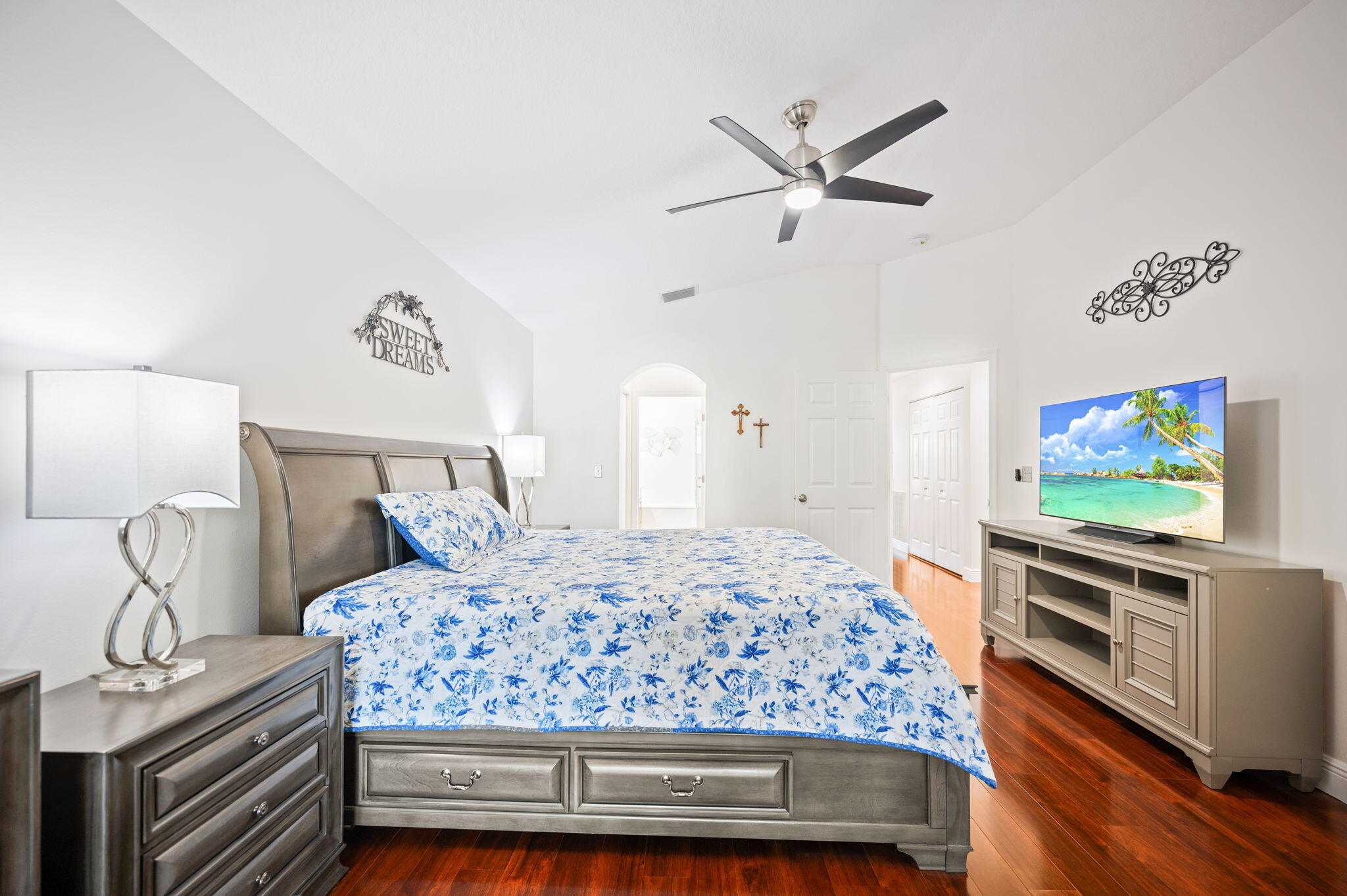 12979 Hampton Lakes Circle Property Photo 14