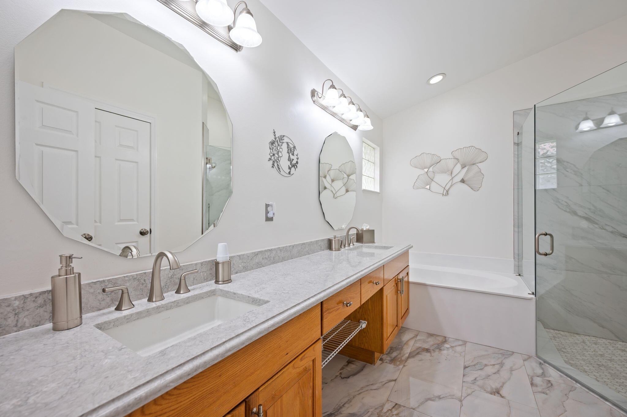 12979 Hampton Lakes Circle Property Photo 15