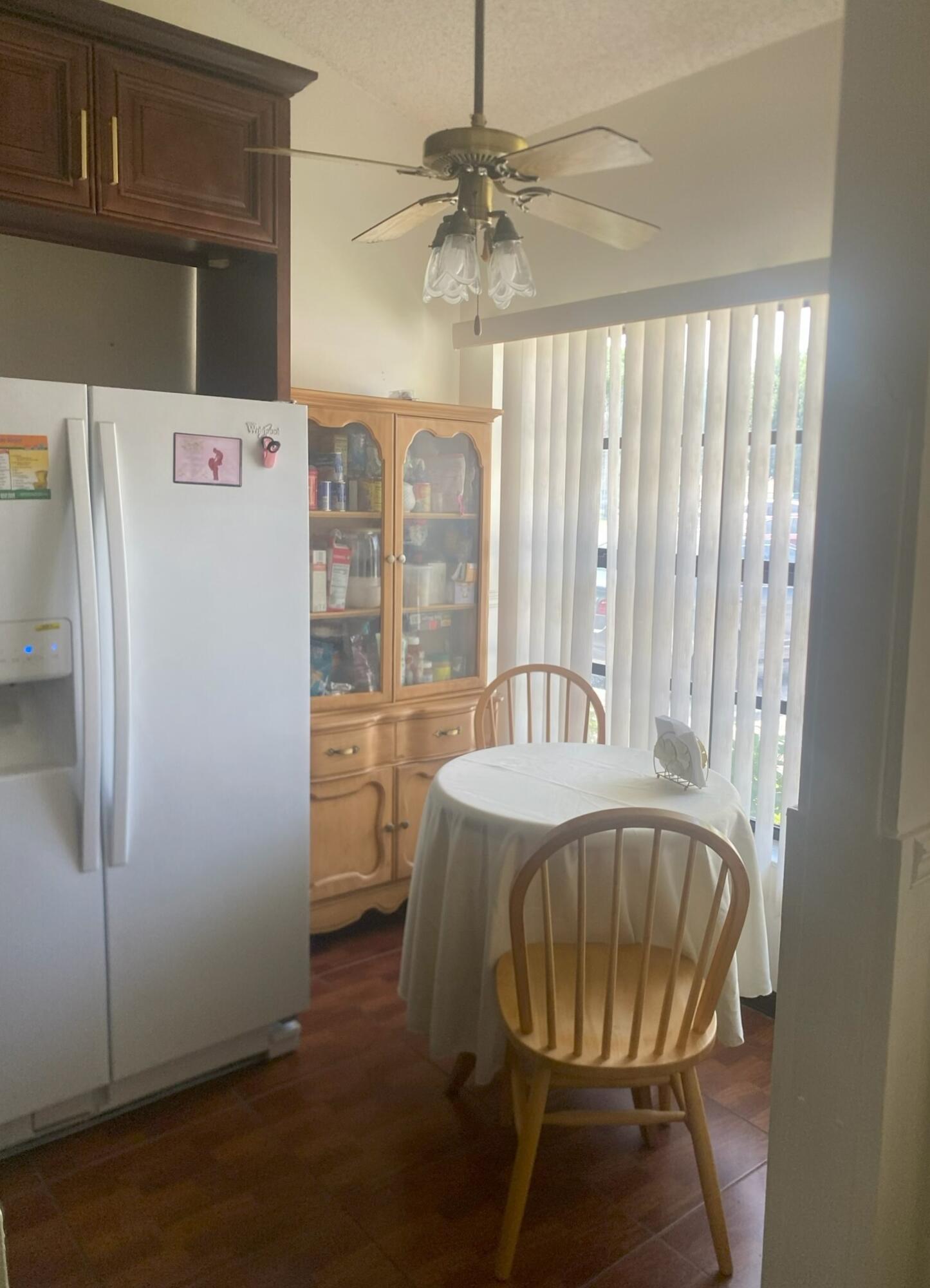1040 Parkside Green Drive C Property Photo 8