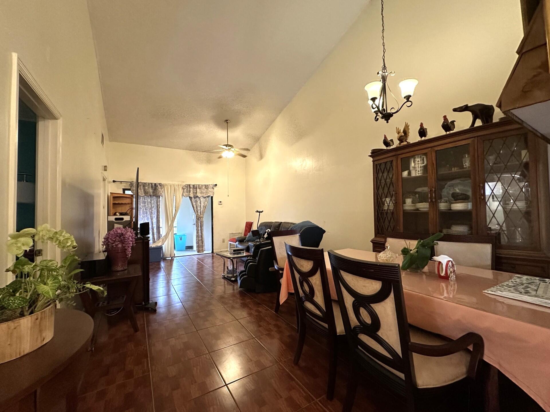 1040 Parkside Green Drive C Property Photo 10
