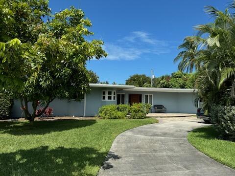 510 Banyan Way Property Photo 2
