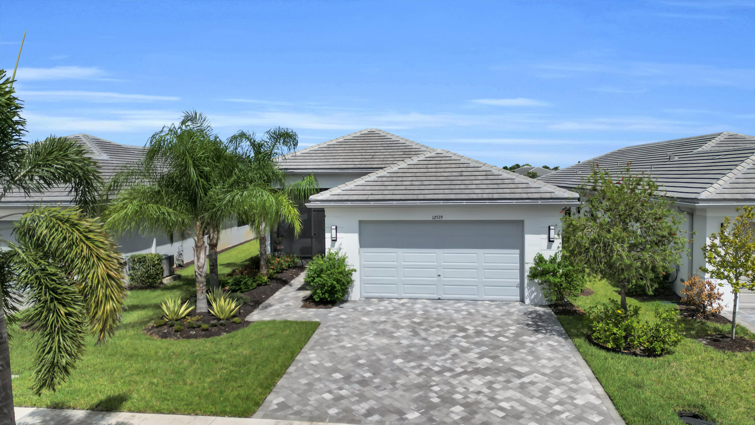 12579 Sw Pink Playa Parkway Property Photo 1