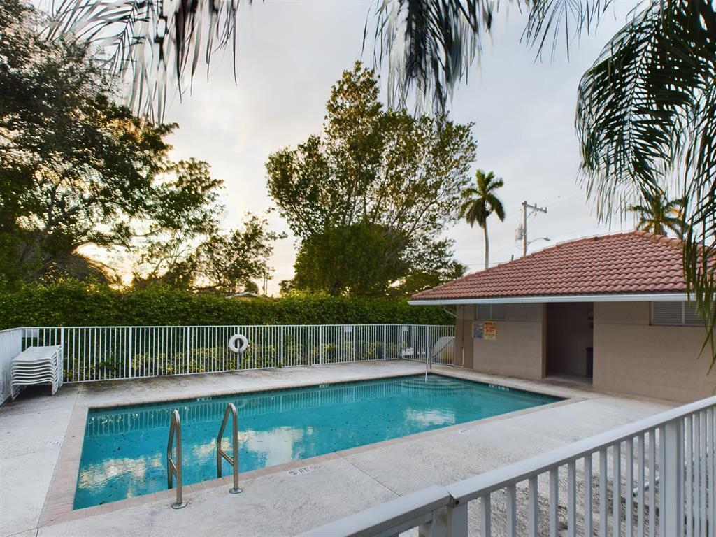 4950 Palm Garden Lane Property Photo 34