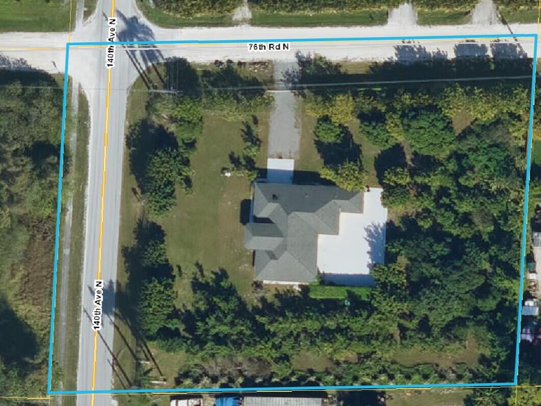 7611 140th Avenue N Property Photo 1