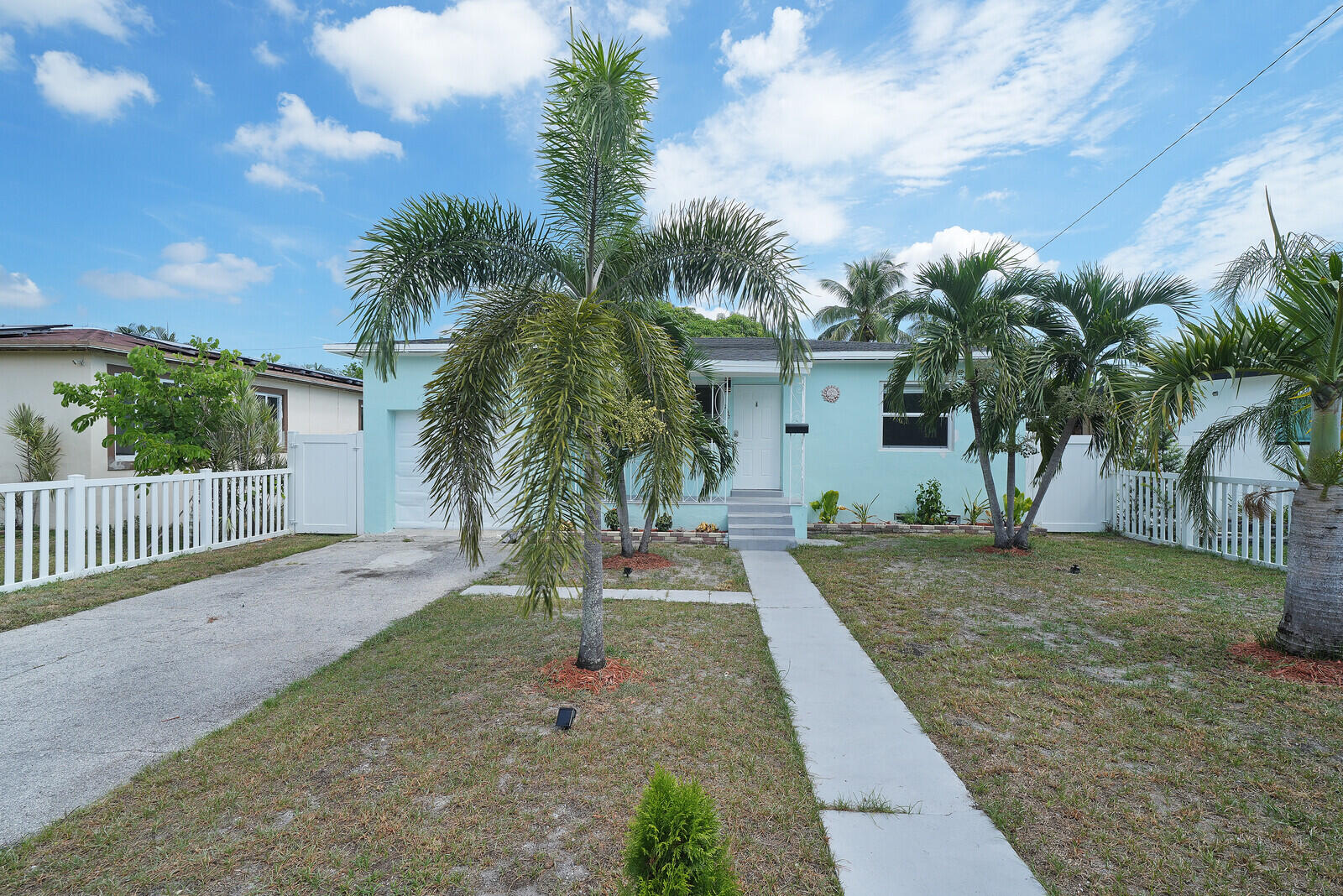 2517 Rodman Street Property Photo 1
