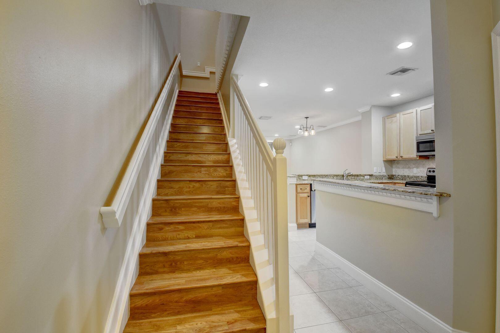 9113 Tremezzo Lane Property Photo 16