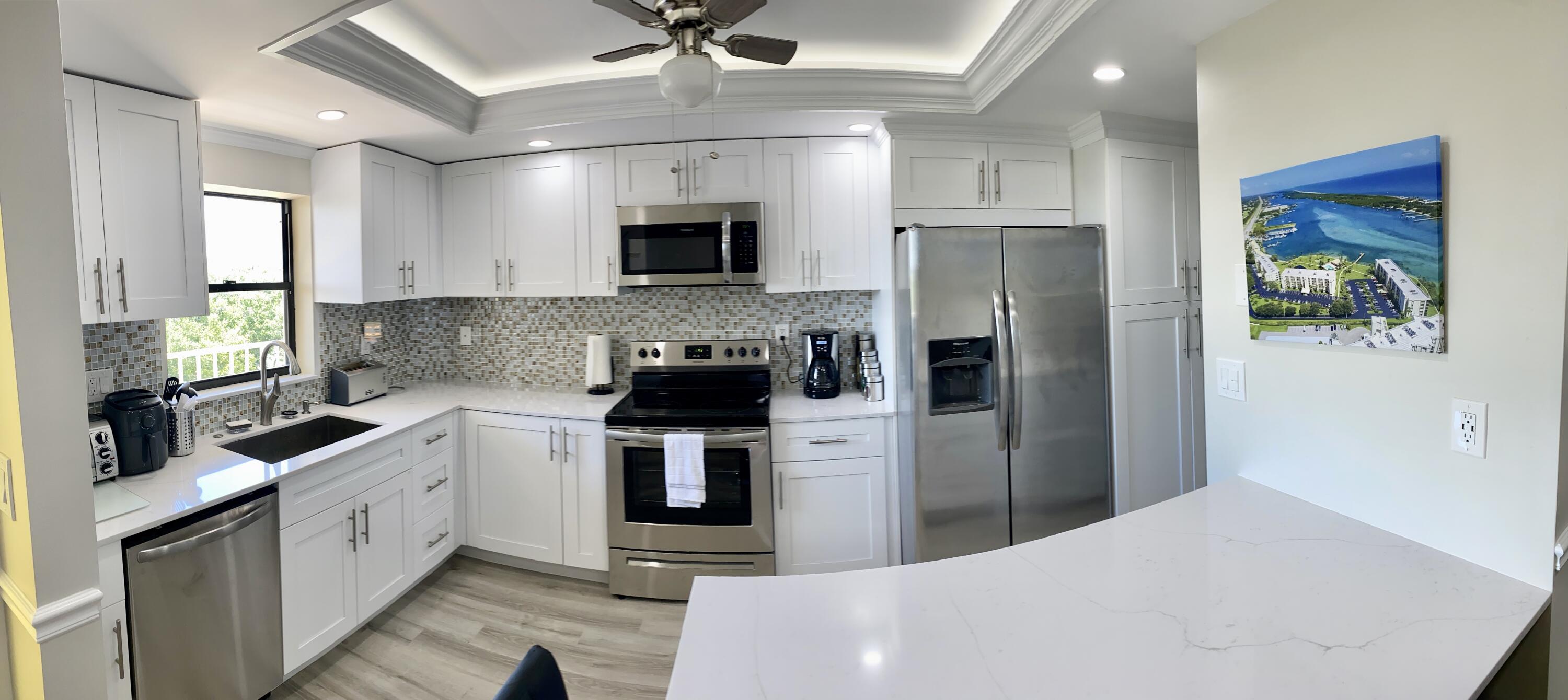 300 Intracoastal Place 507 Property Photo 2
