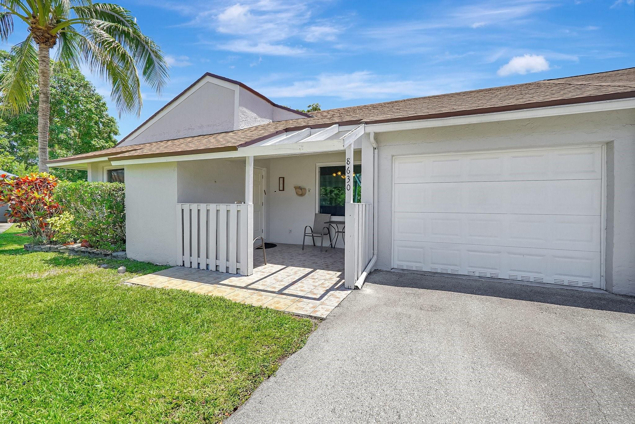 8630 Bridle Path Court 207 Property Photo 1