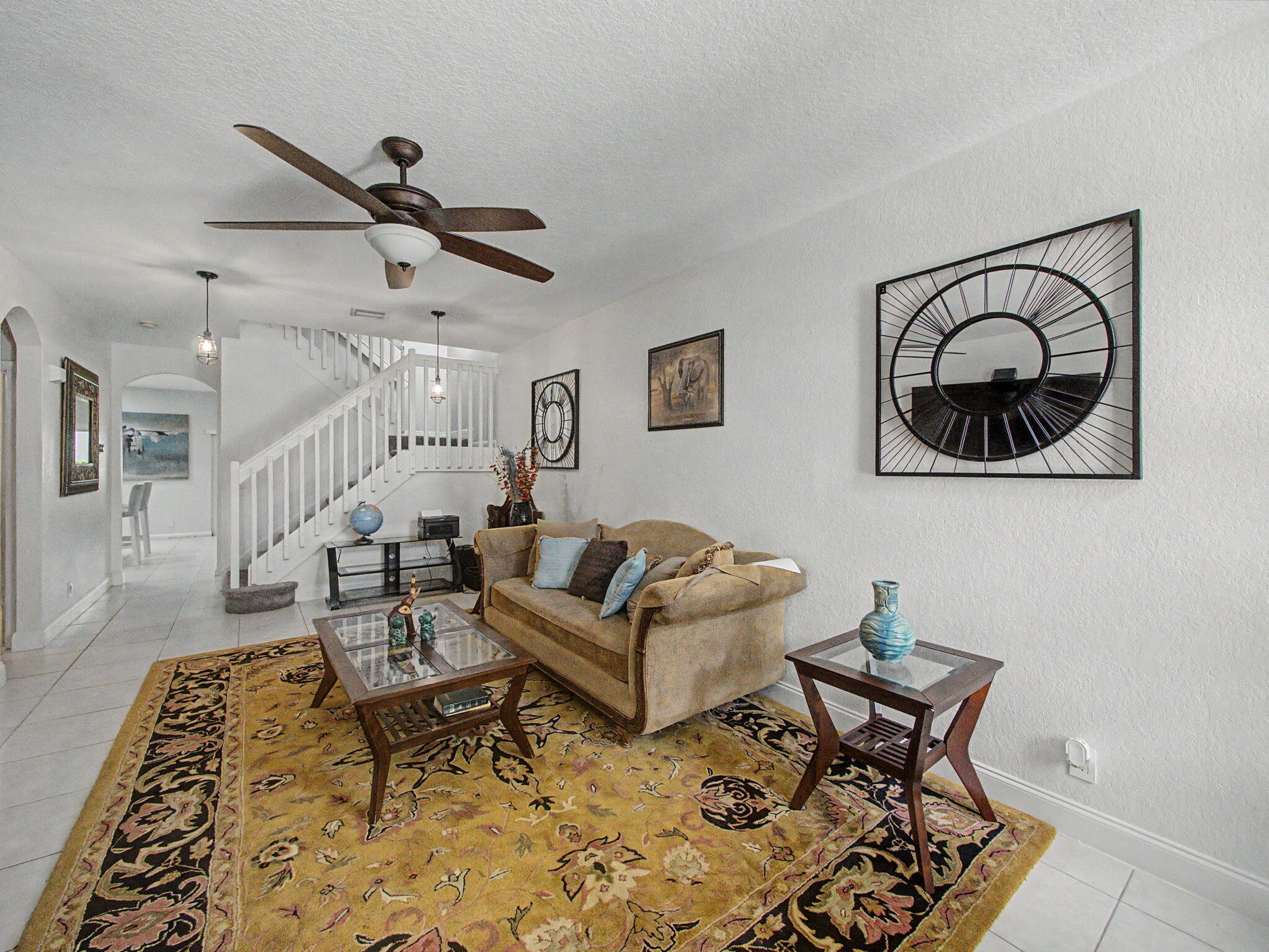 206 Birch Street Property Photo 4