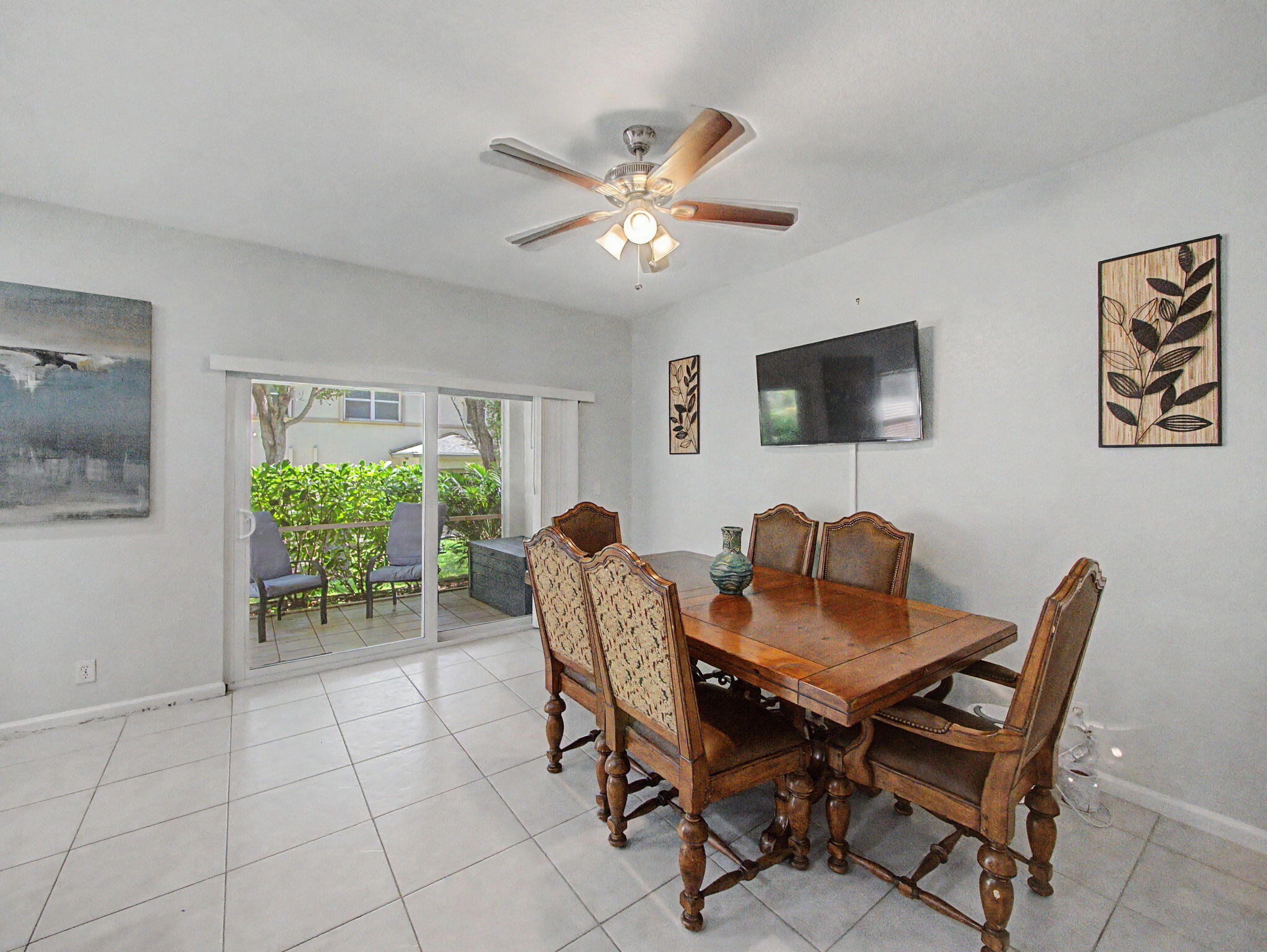 206 Birch Street Property Photo 10