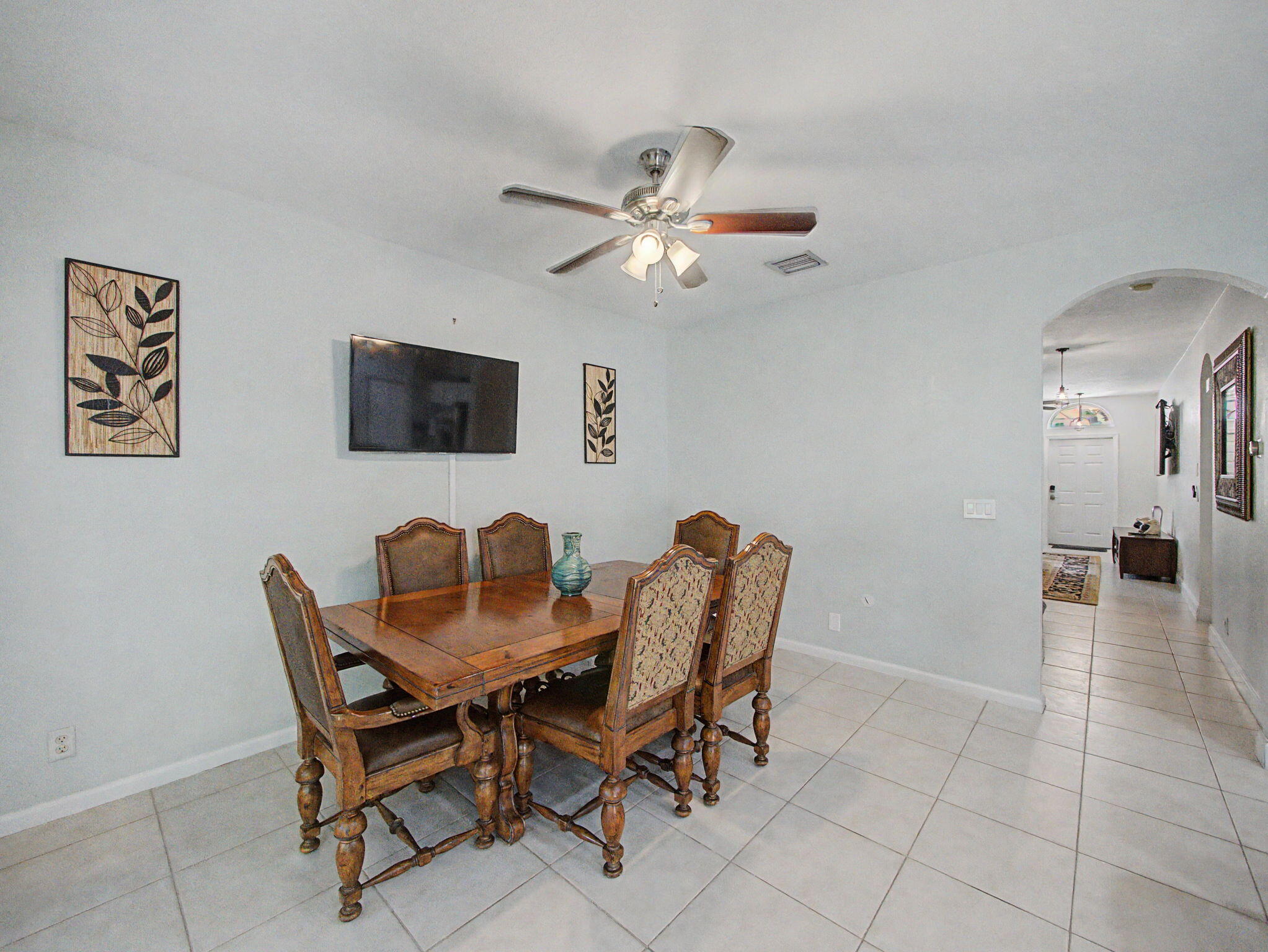 206 Birch Street Property Photo 11