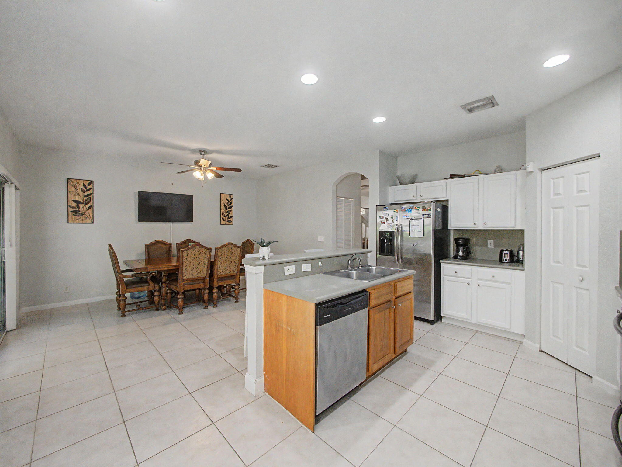 206 Birch Street Property Photo 12