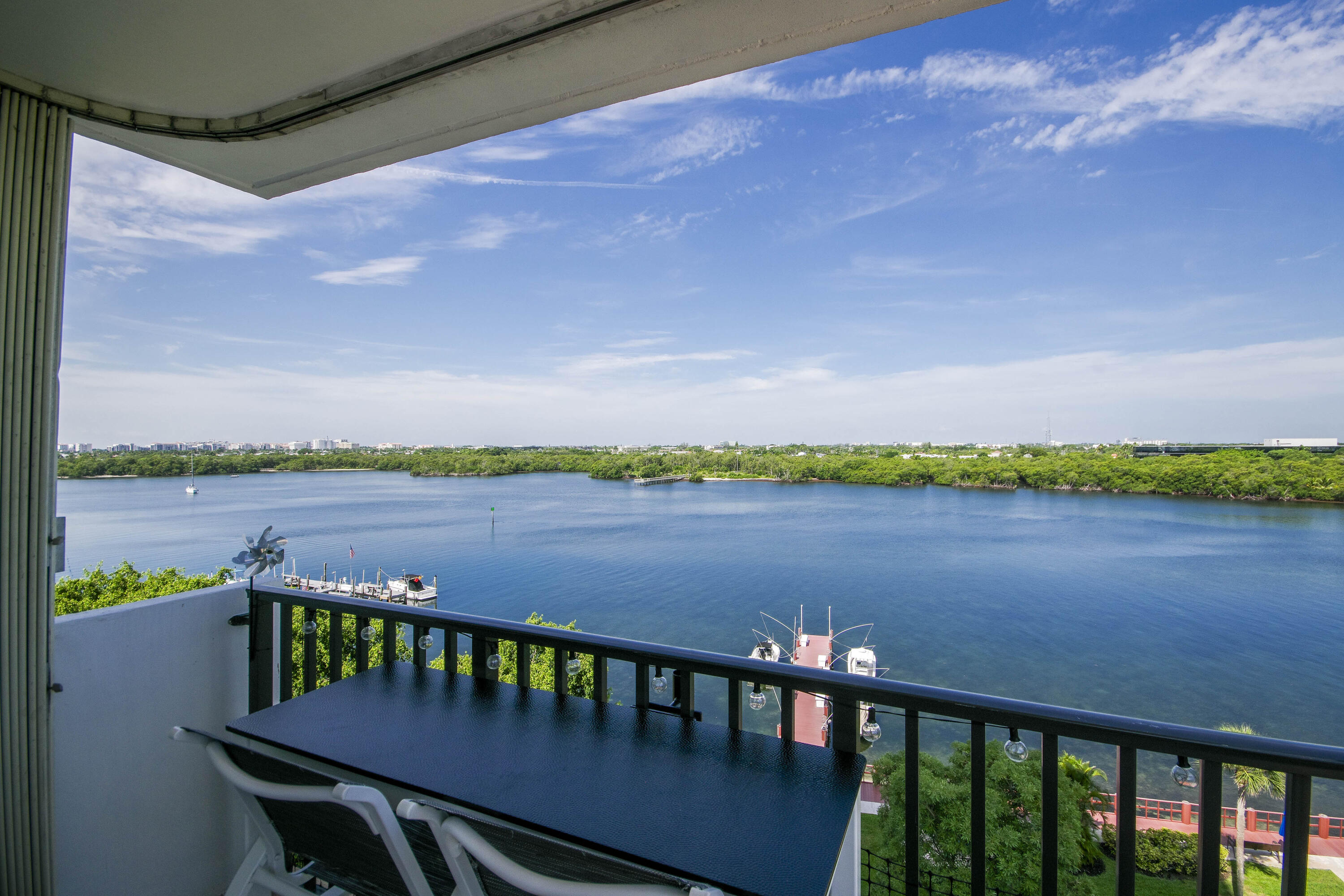 2121 N Ocean Boulevard 708w Property Photo 14