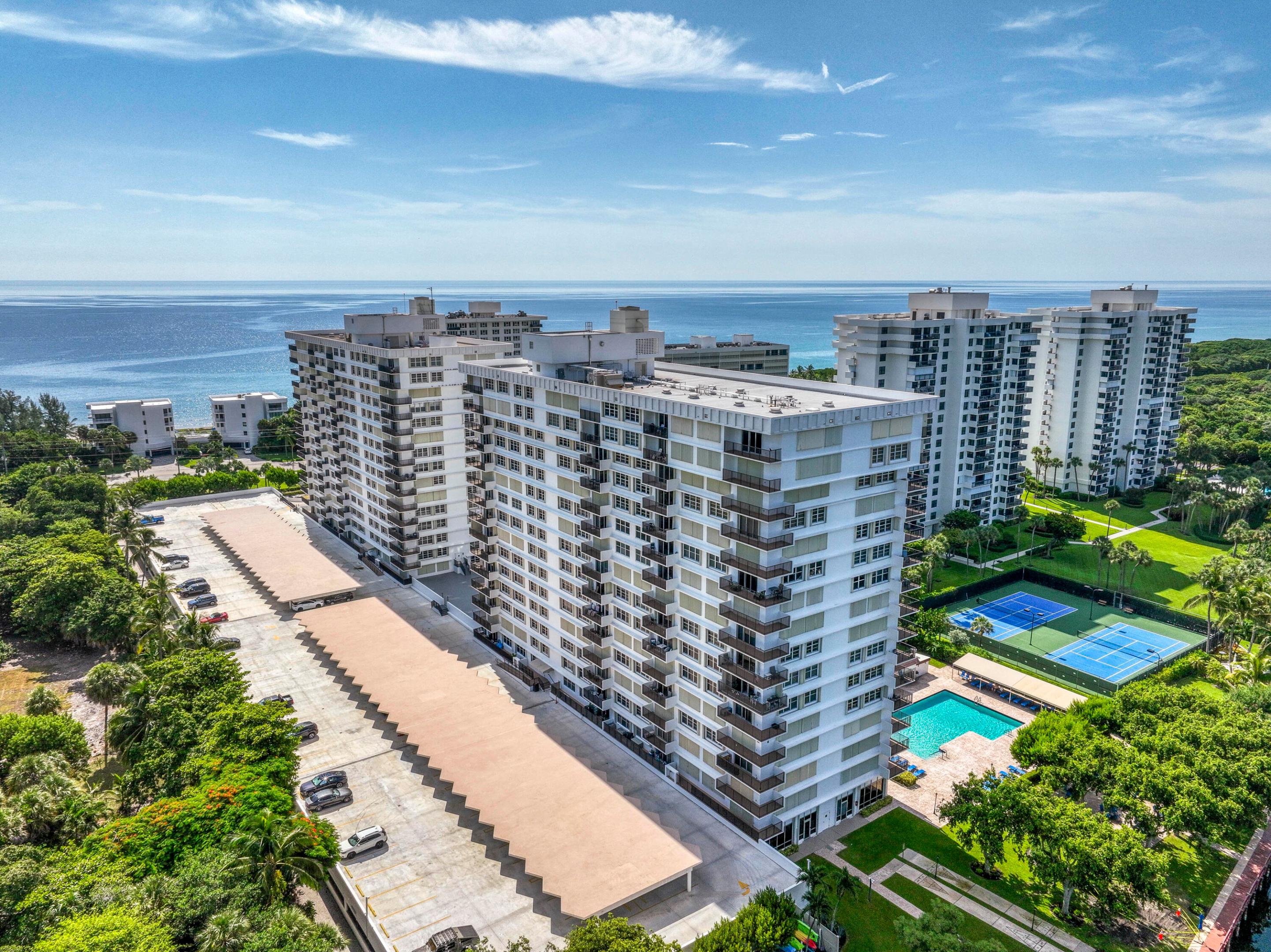 2121 N Ocean Boulevard 708w Property Photo 32