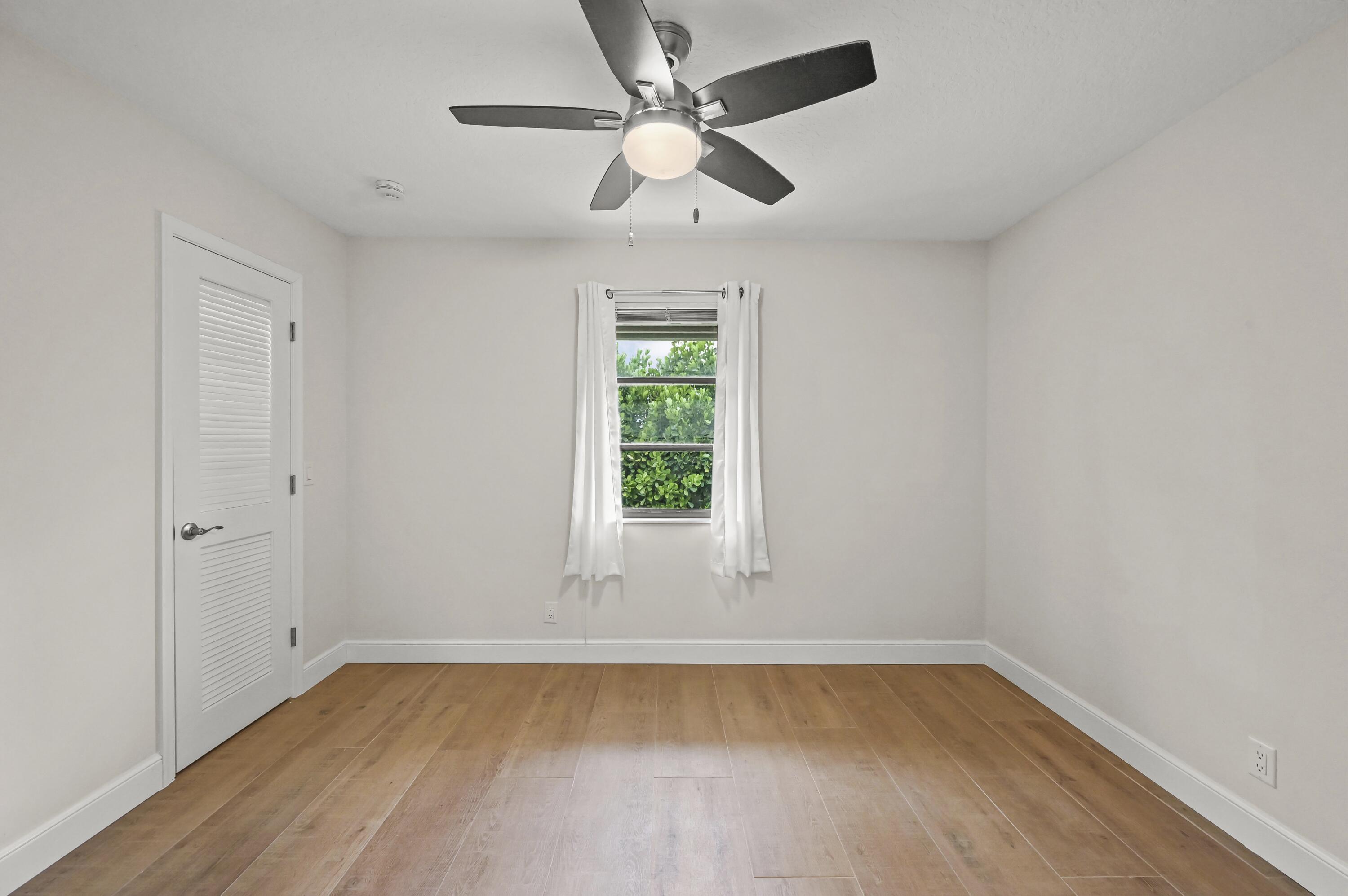 1102 Kriss Lane Property Photo 19