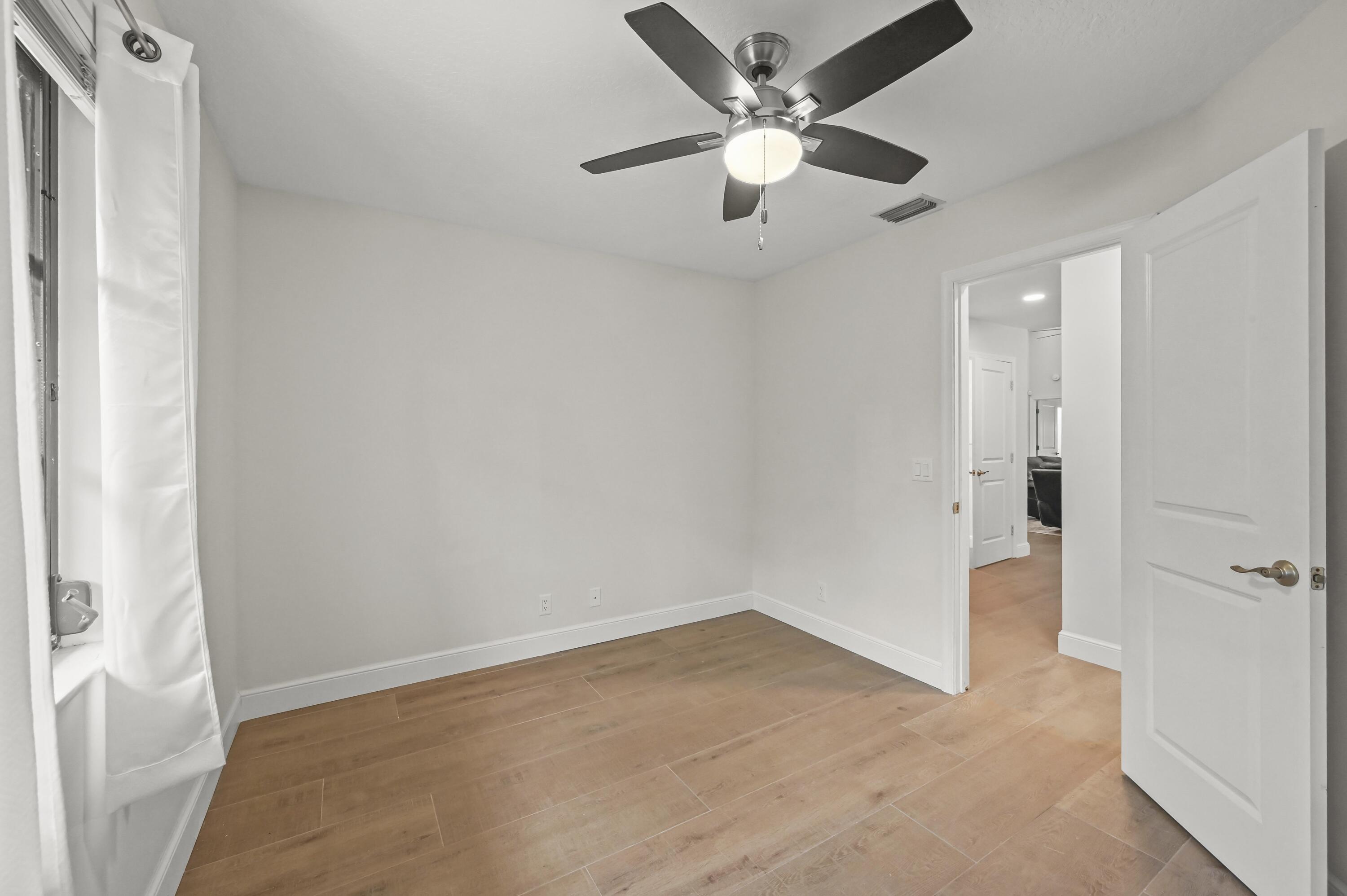 1102 Kriss Lane Property Photo 20