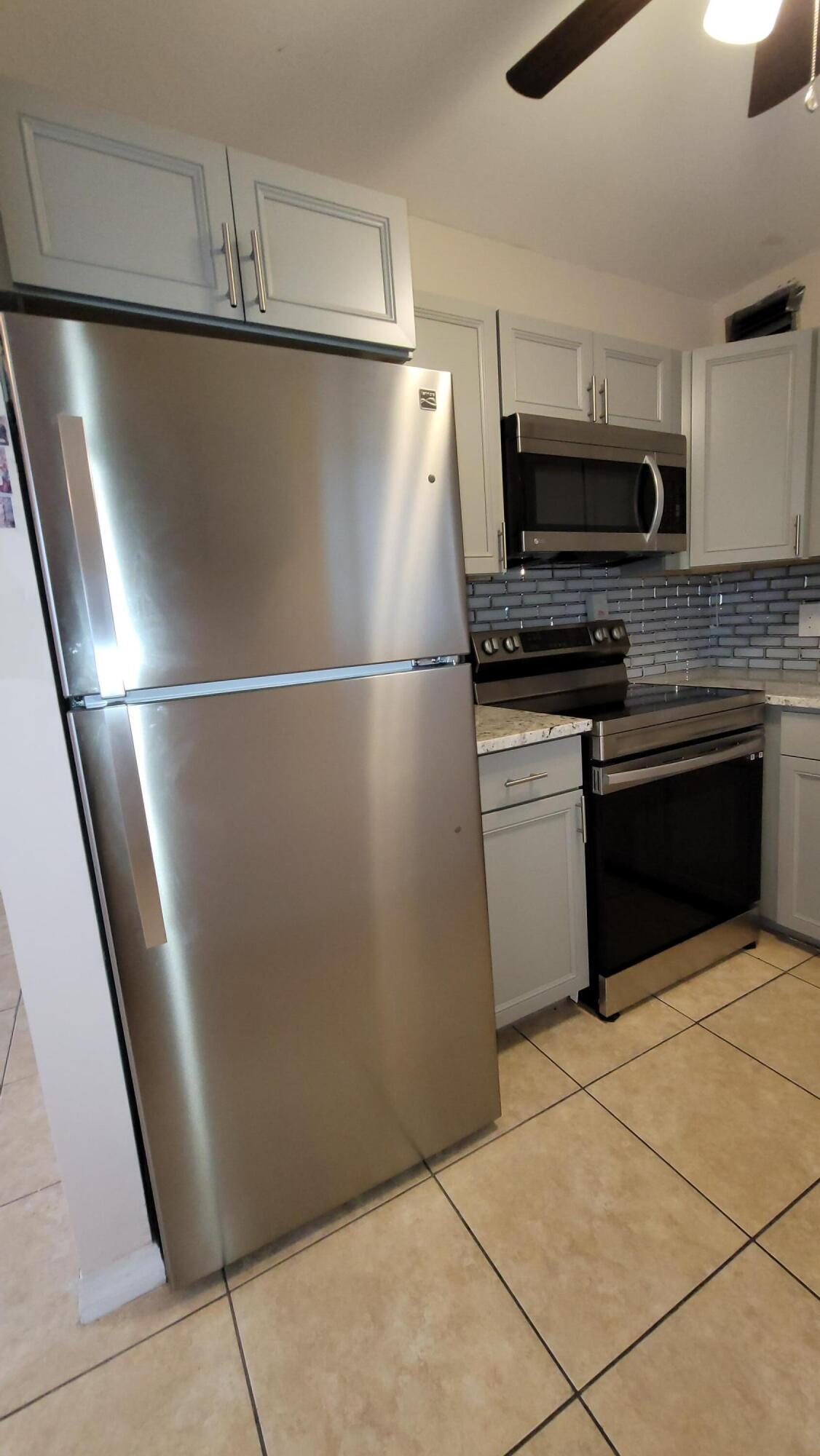 208 Easthampton I Property Photo 2