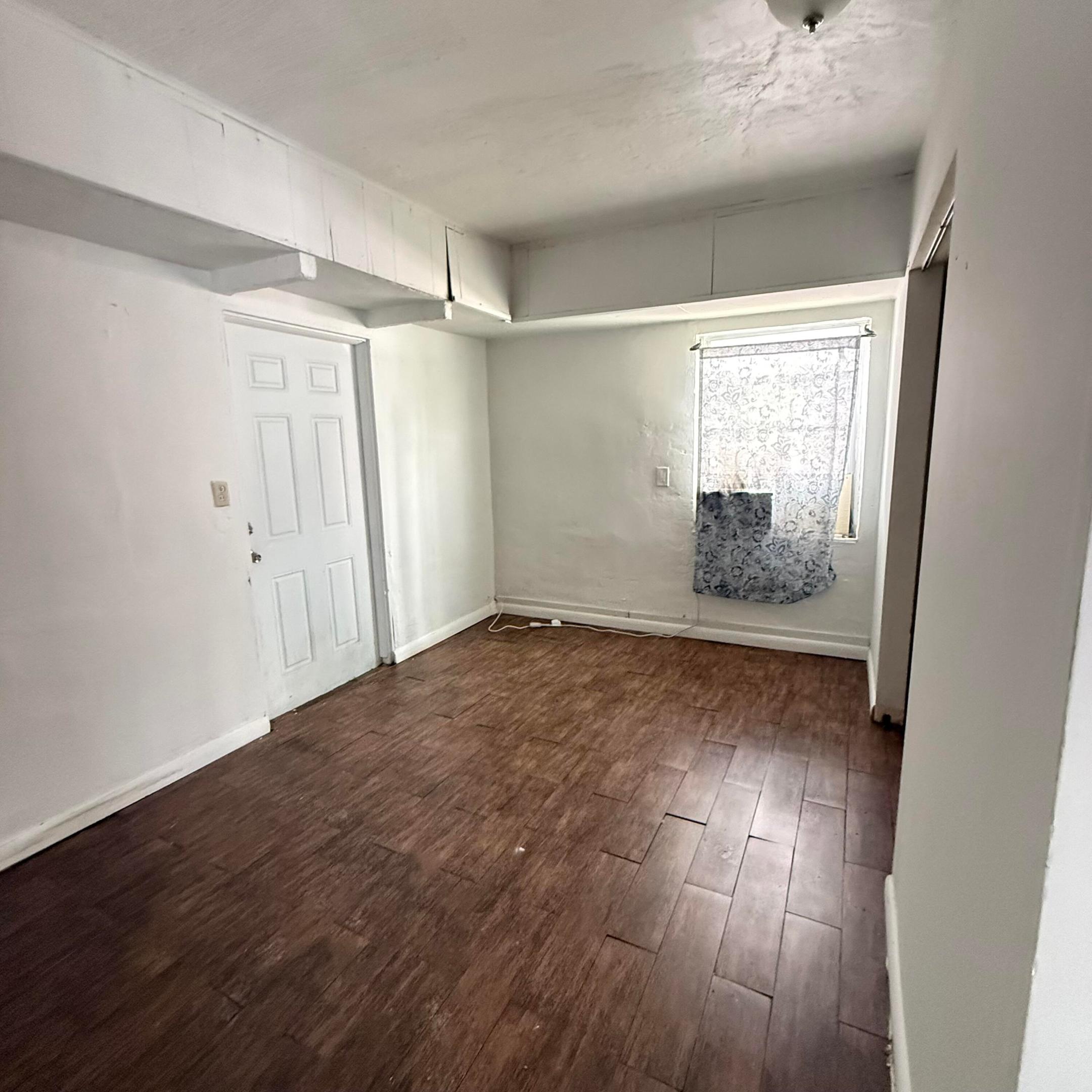 1735 Jackson Street Rear Property Photo 7