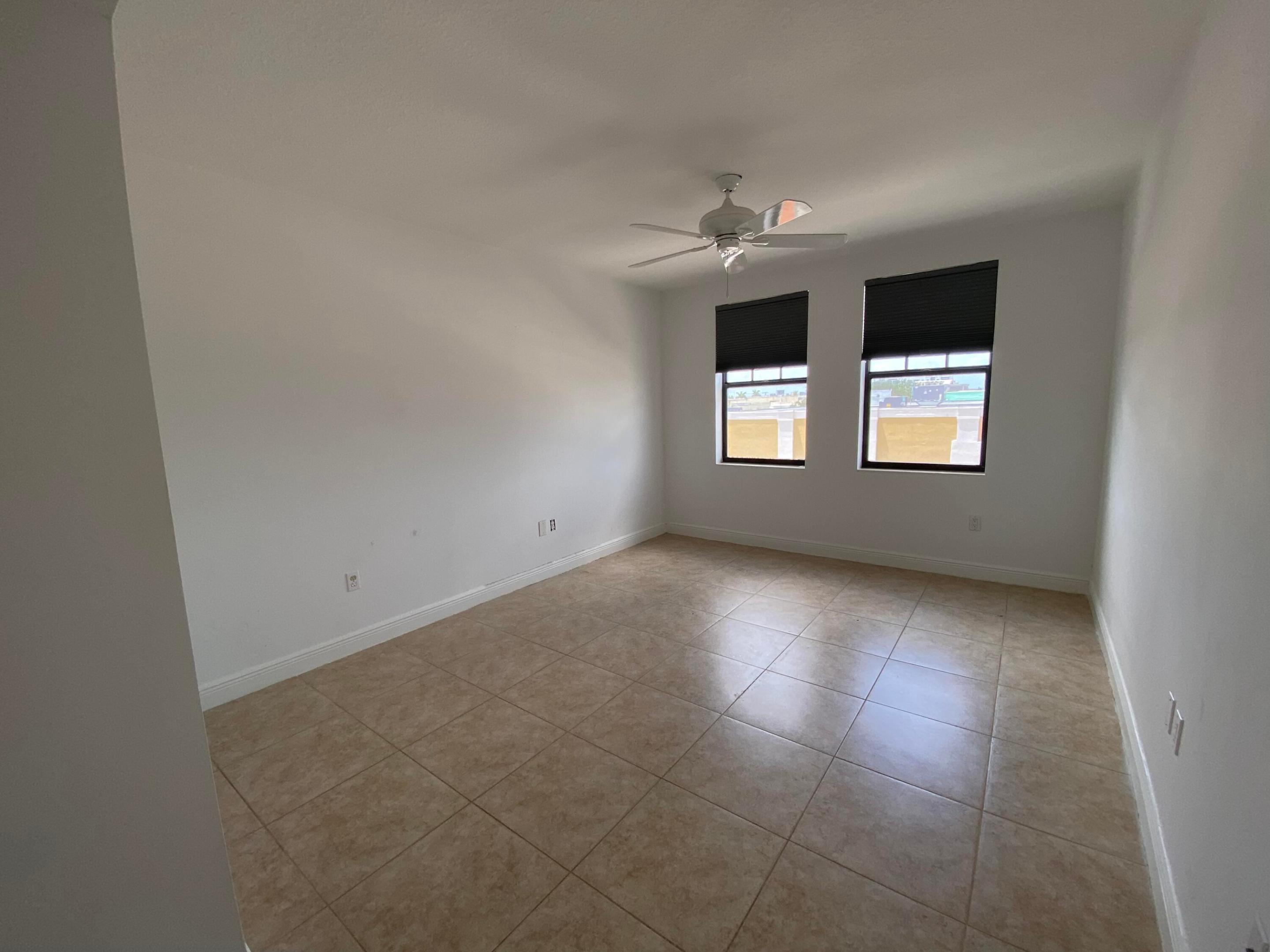 511 Lucerne Avenue 313 Property Photo 12
