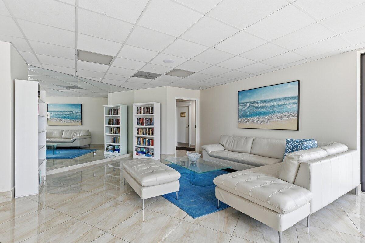 5420 N Ocean Drive Property Photo 29