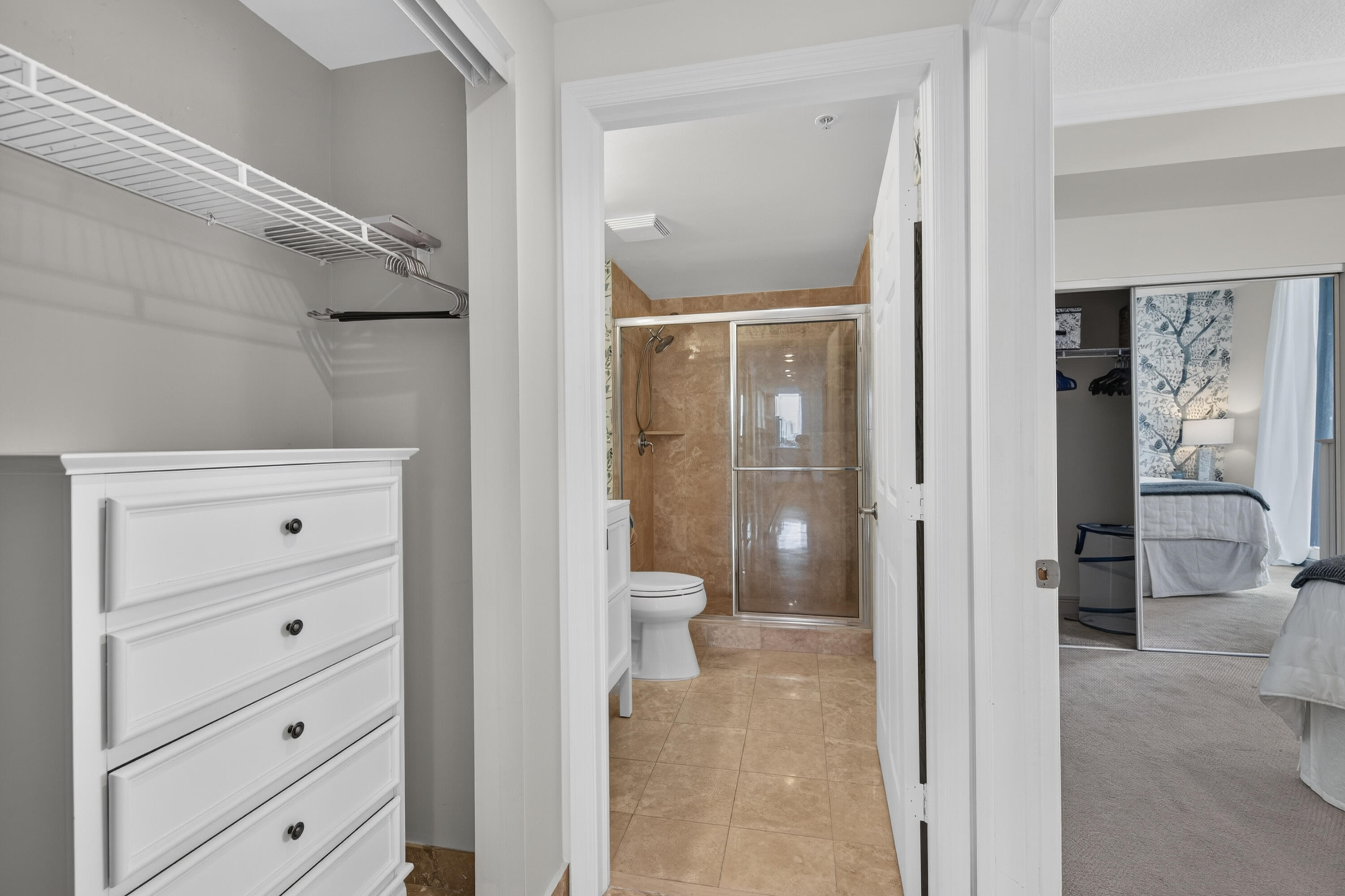 100 S Birch Road 701b Property Photo 16