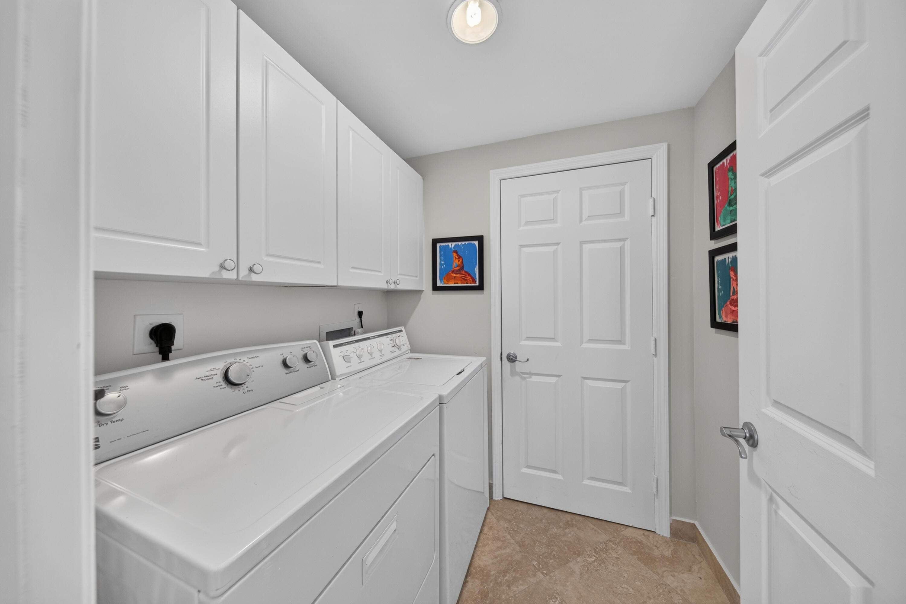 100 S Birch Road 701b Property Photo 46