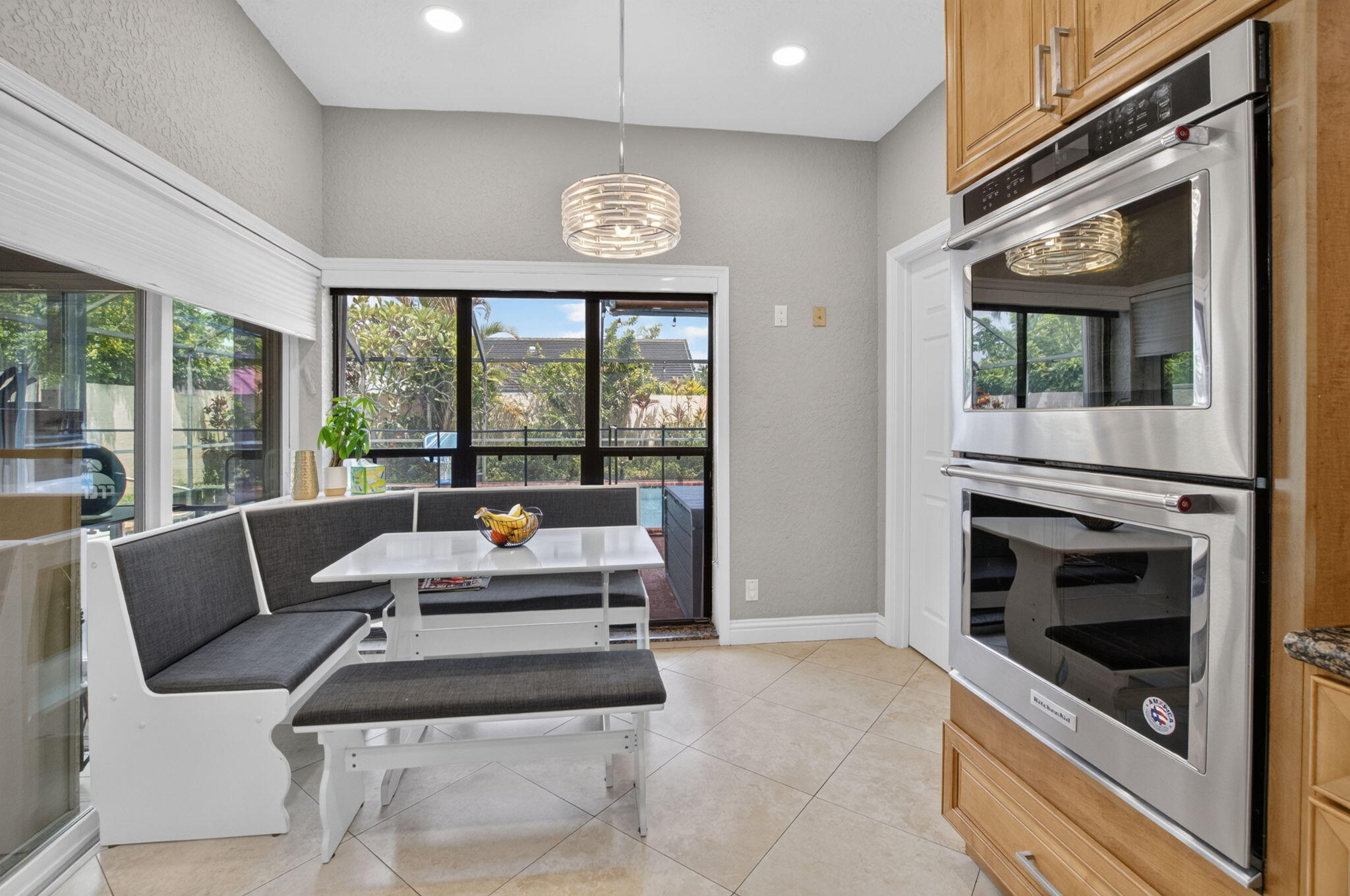 7658 Solimar Circle Property Photo 22
