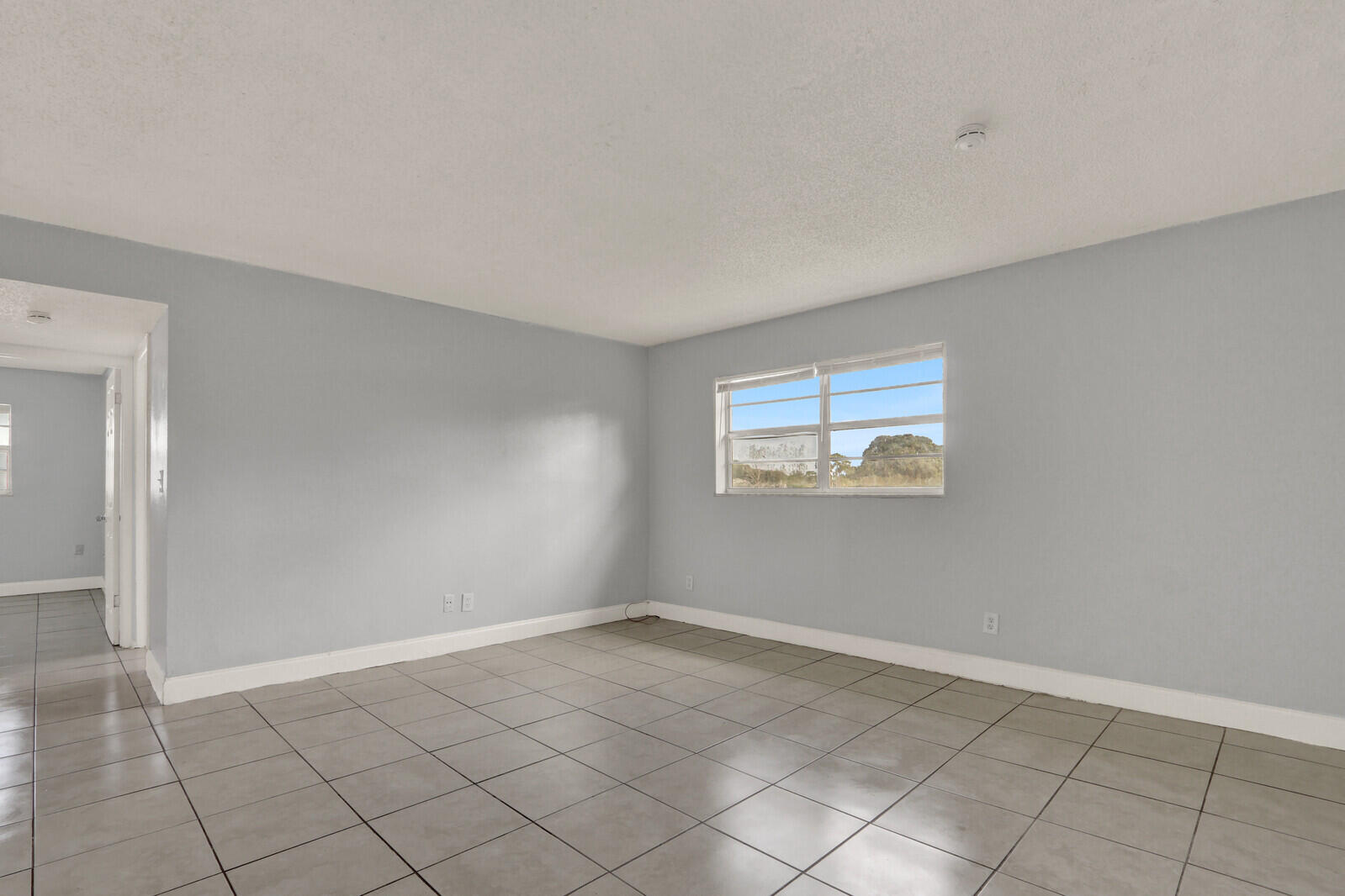 3204 Louisiana Avenue D Property Photo 3