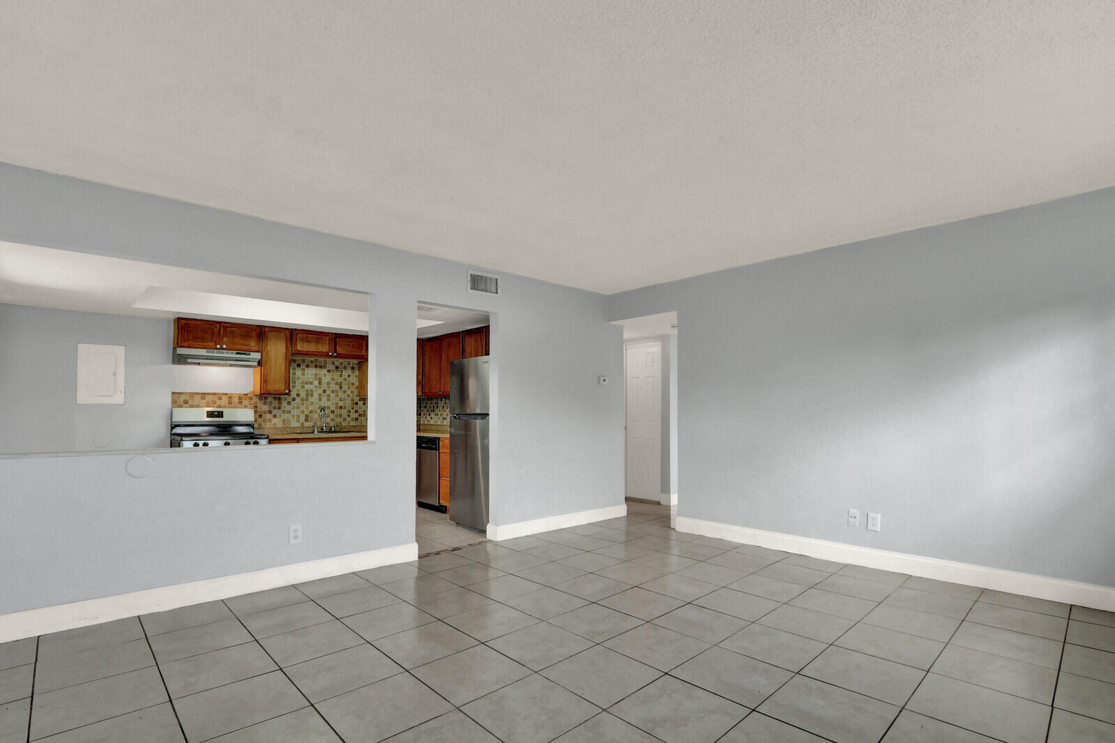 3204 Louisiana Avenue D Property Photo 4