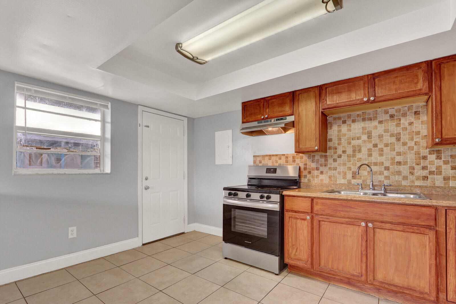3204 Louisiana Avenue D Property Photo 7