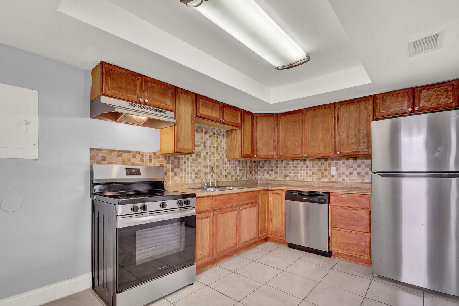 3204 Louisiana Avenue D Property Photo 8
