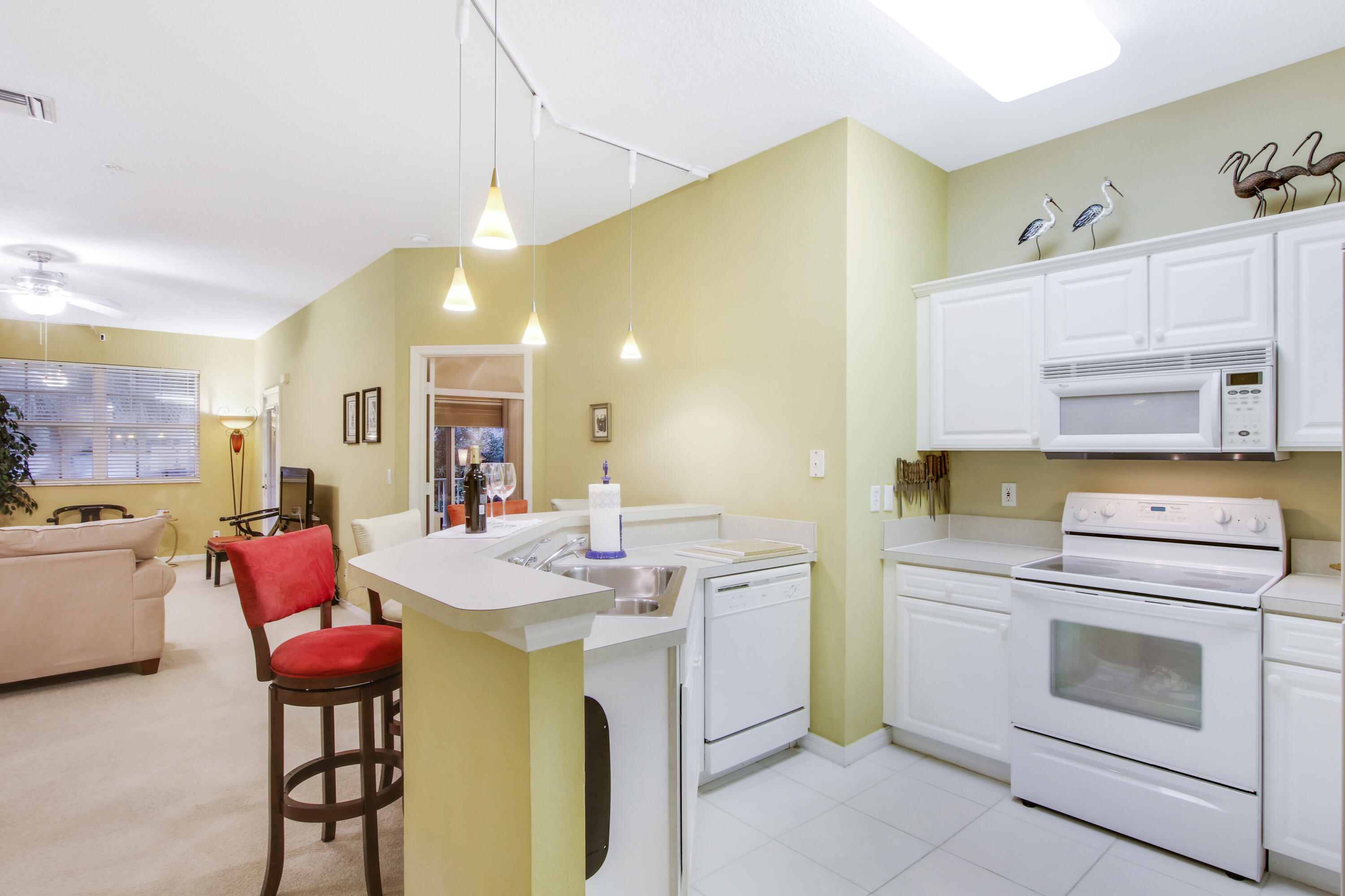 108 Lighthouse Circle B Property Photo 10