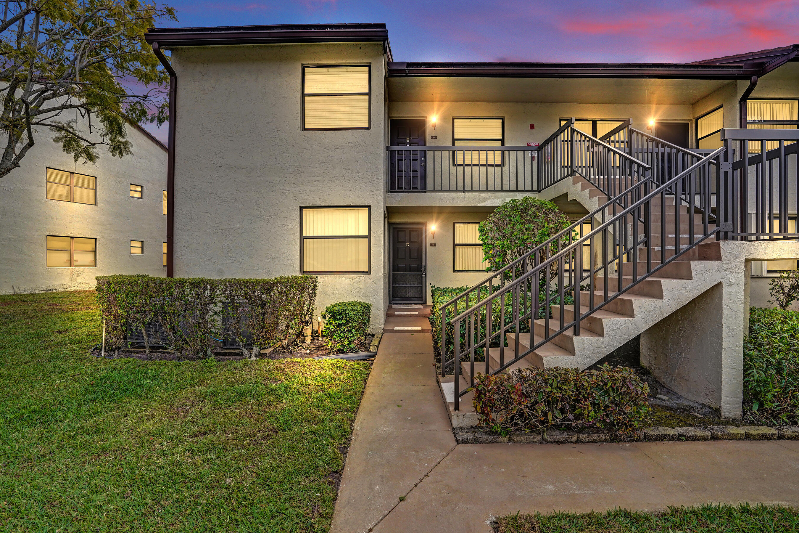 7674 Tahiti Lane 101 Property Photo 2