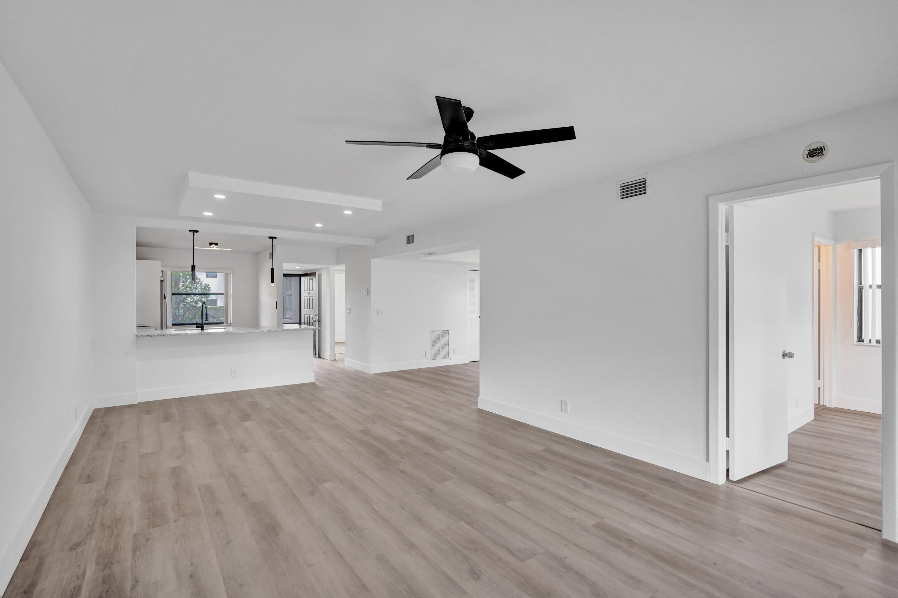 7674 Tahiti Lane 101 Property Photo 28