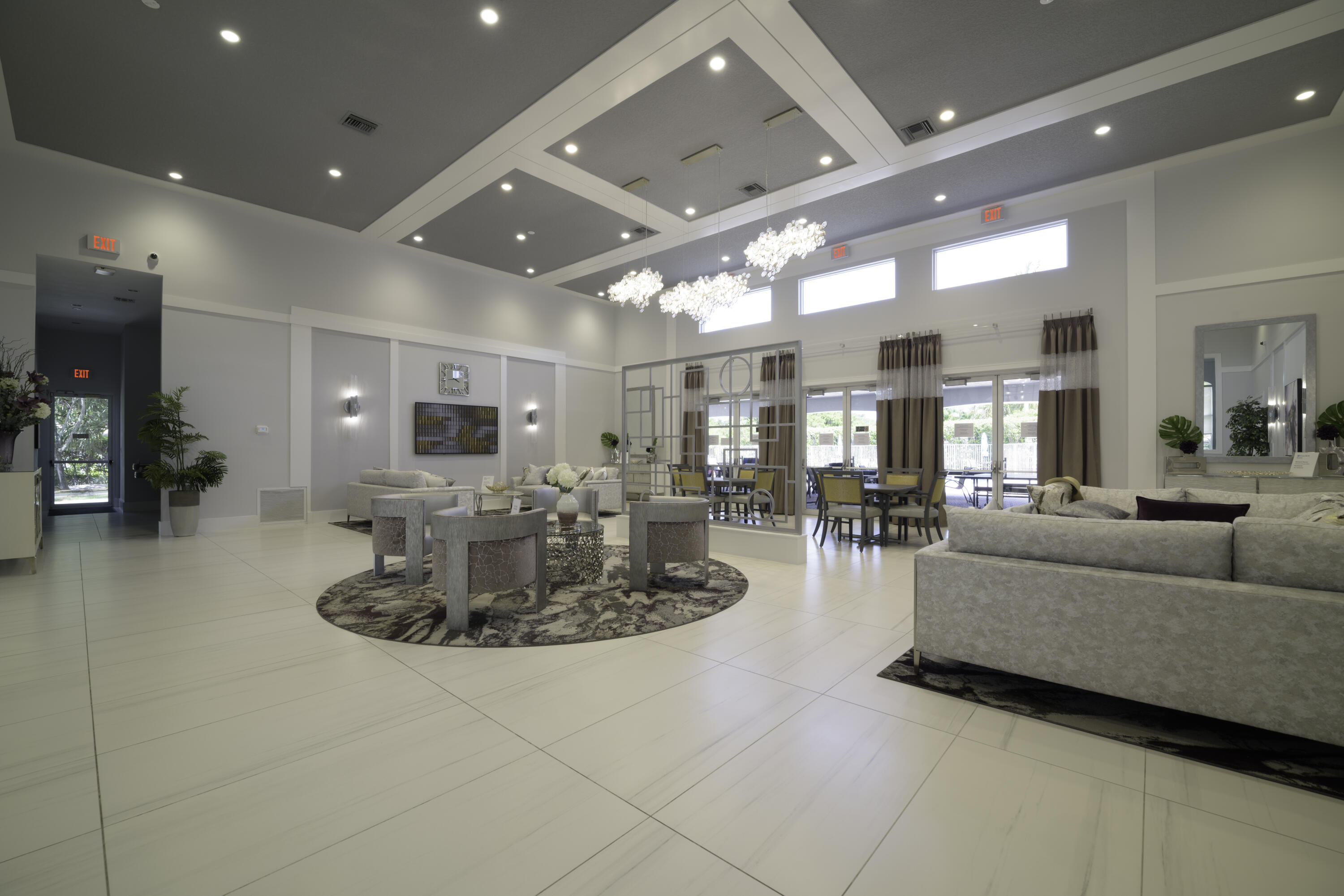 10052 Diamond Lake Drive Property Photo 24