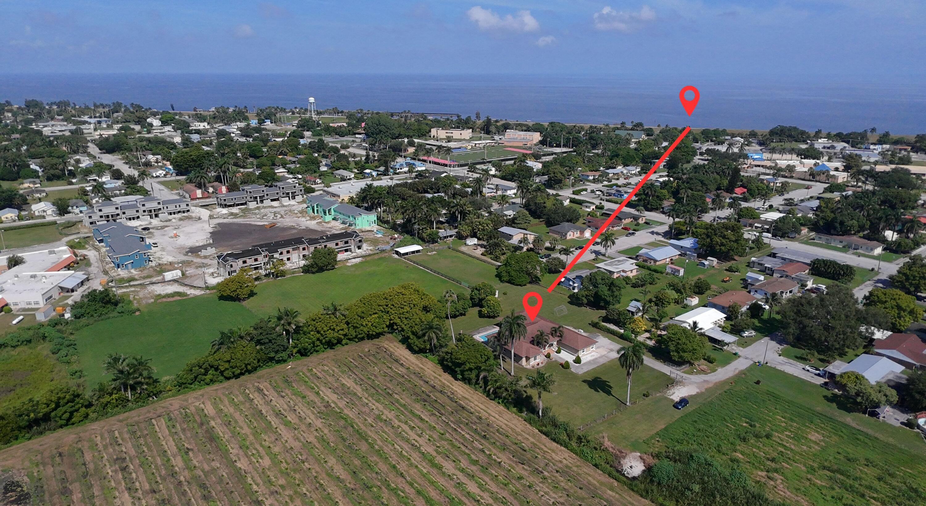 173 S Greenstar Avenue Property Photo 4