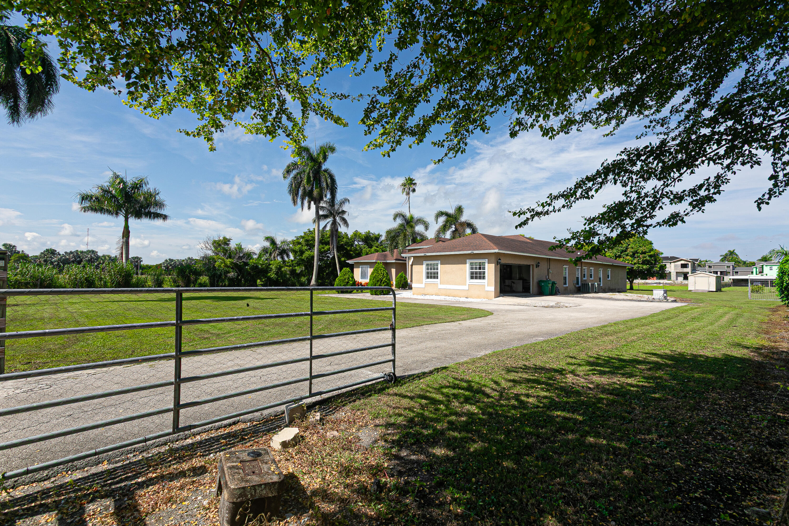 173 S Greenstar Avenue Property Photo 19