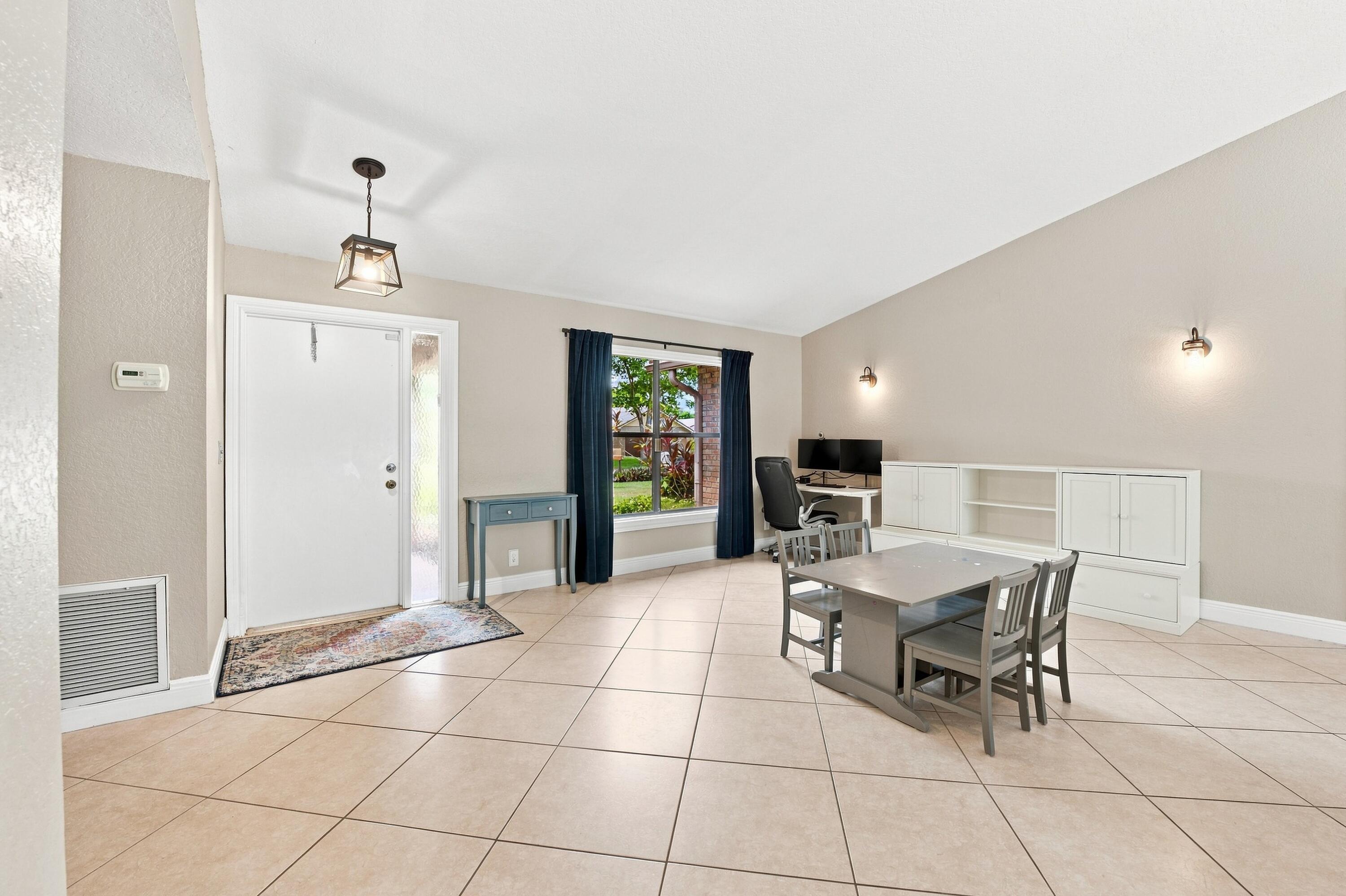 10666 Nw 2nd Place Property Photo 3