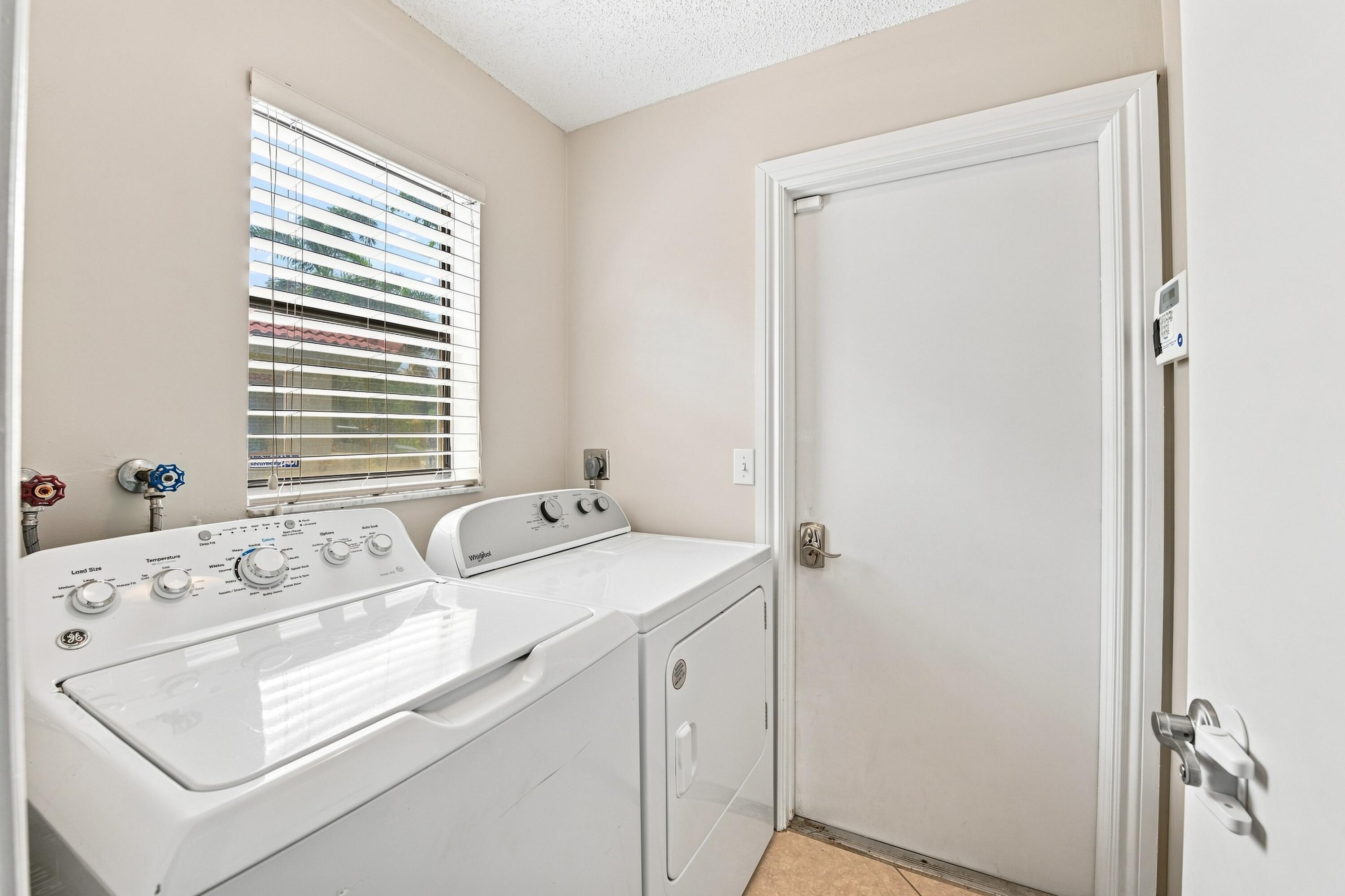 10666 Nw 2nd Place Property Photo 32