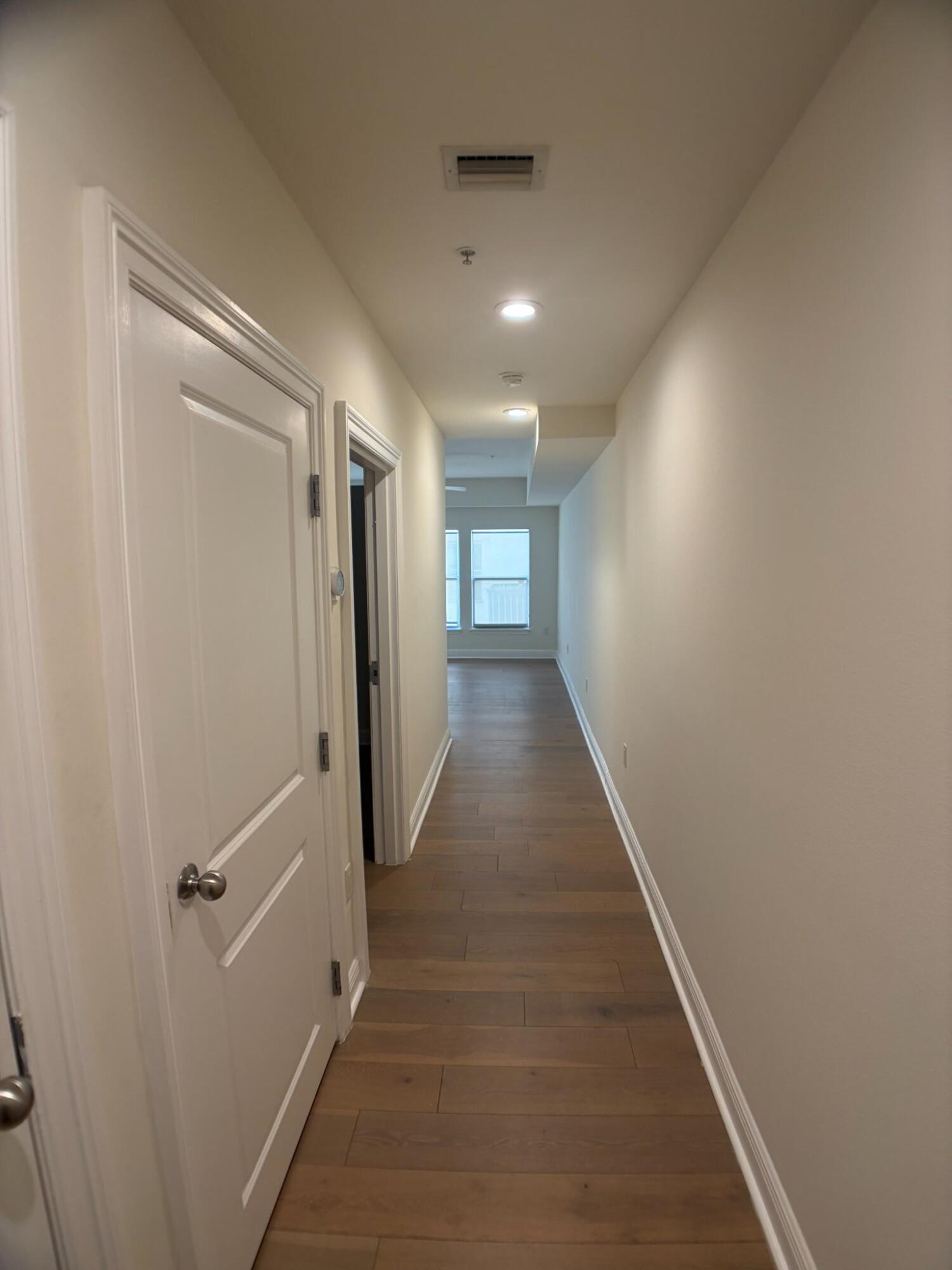 150 Se 3rd Avenue 13 Property Photo 8