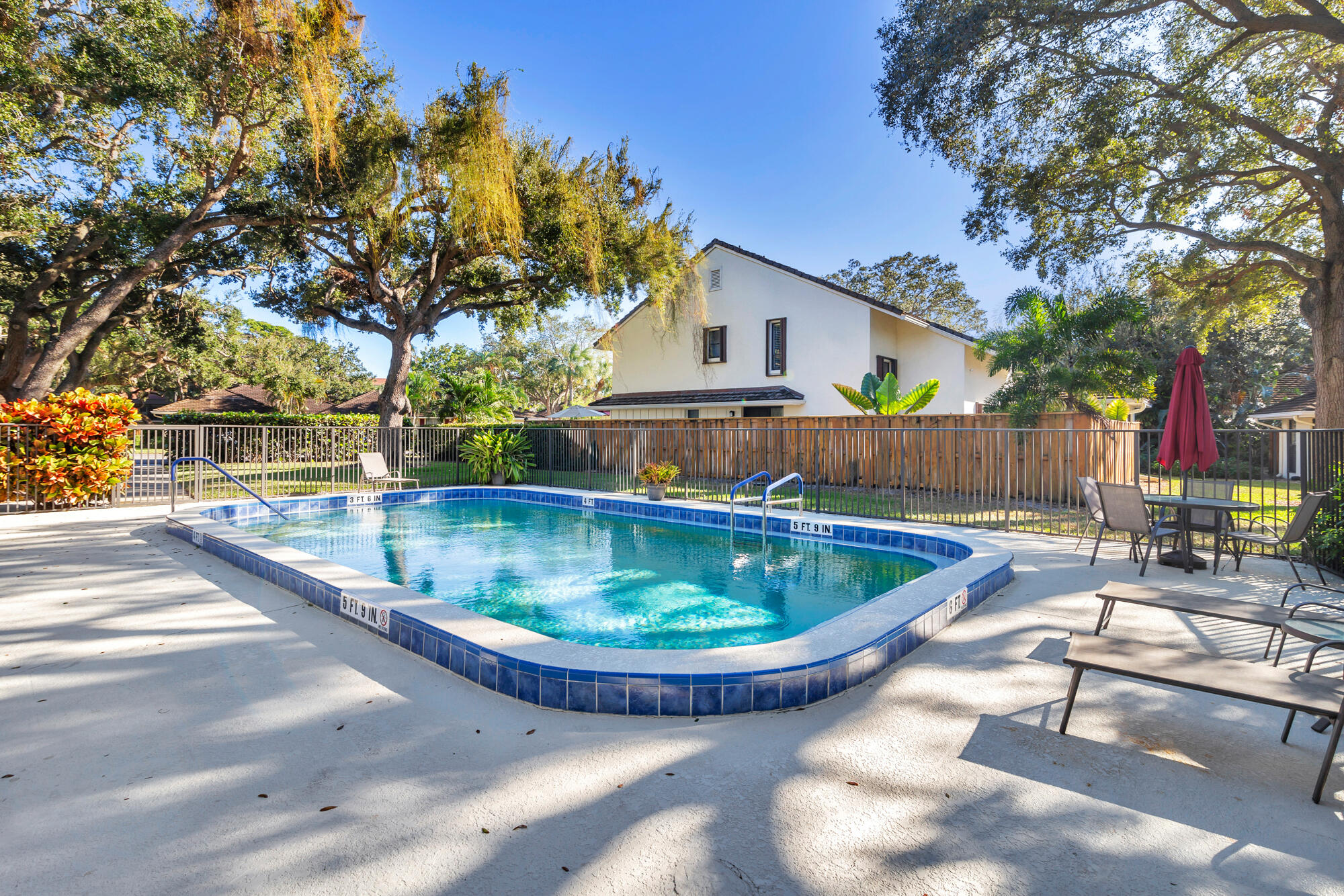 11290 Glen Oaks Court Property Photo 42