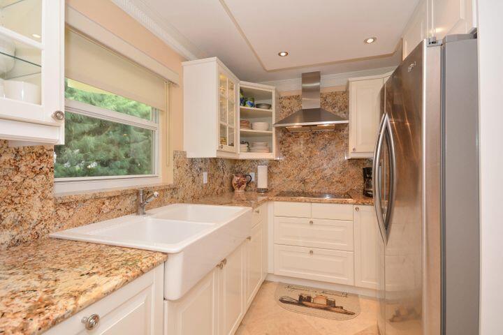 1920 S Ocean Boulevard 10 Property Photo 8