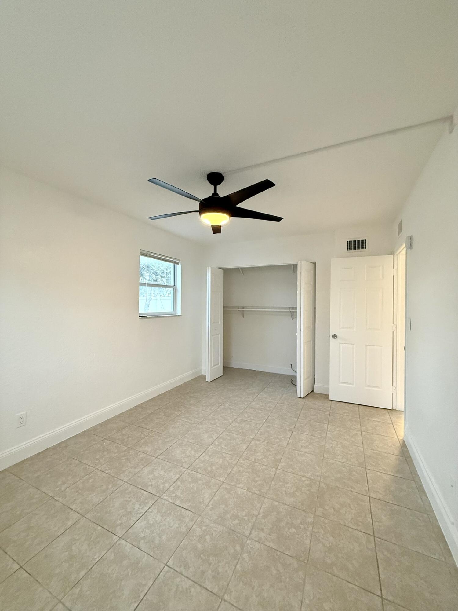436 Auburn 203 Property Photo 23