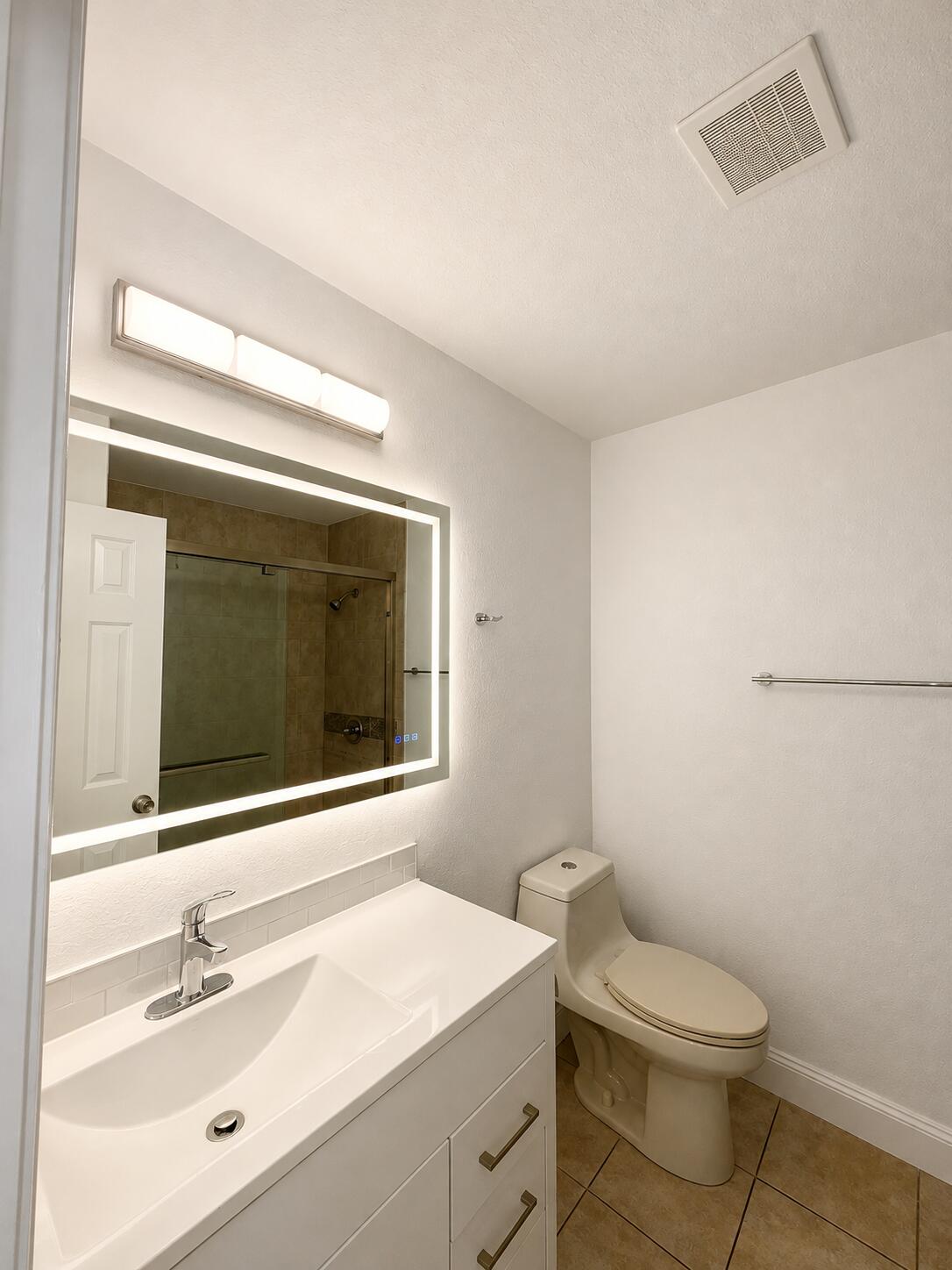 436 Auburn 202 Property Photo 15