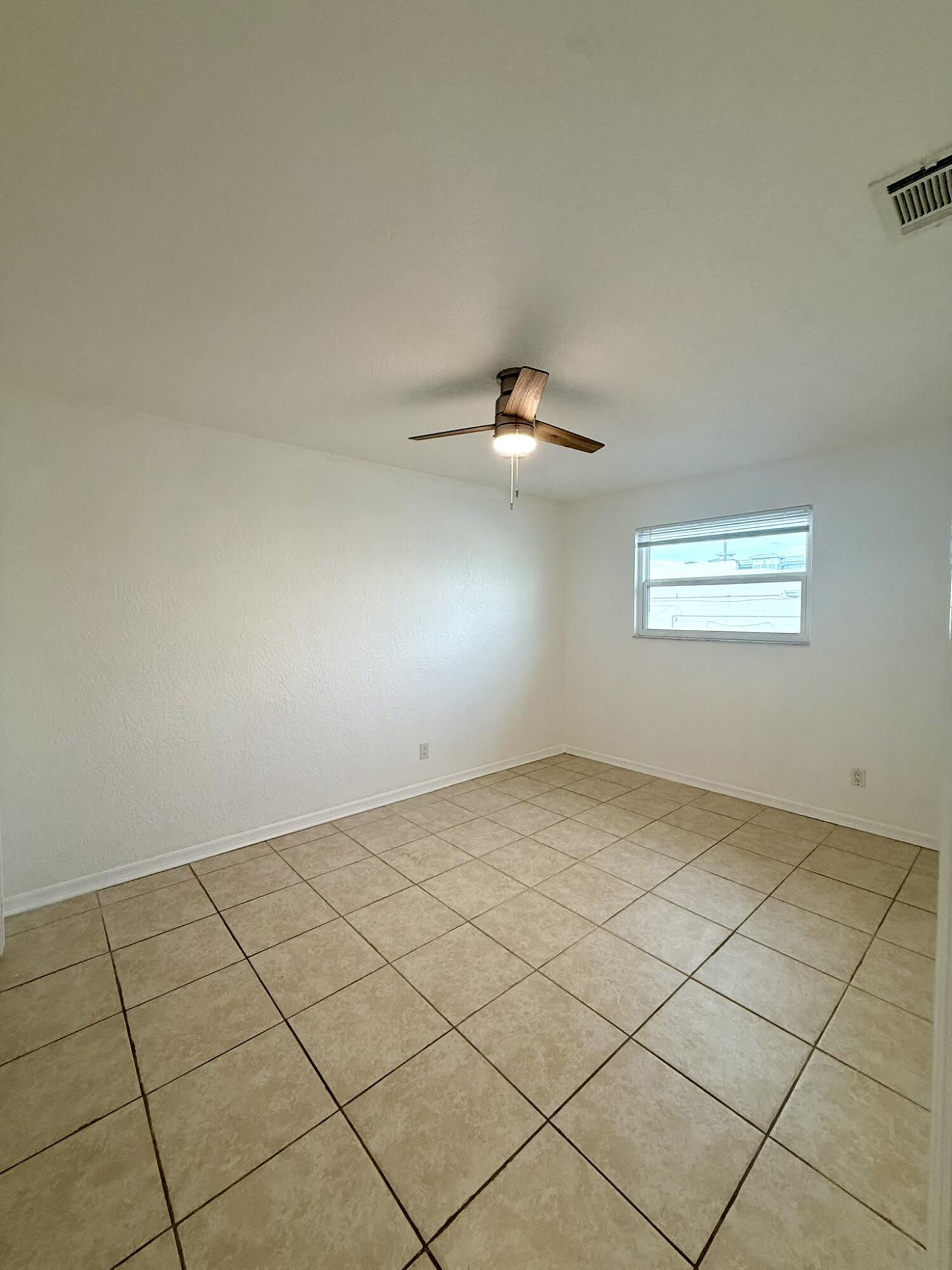 436 Auburn 202 Property Photo 19
