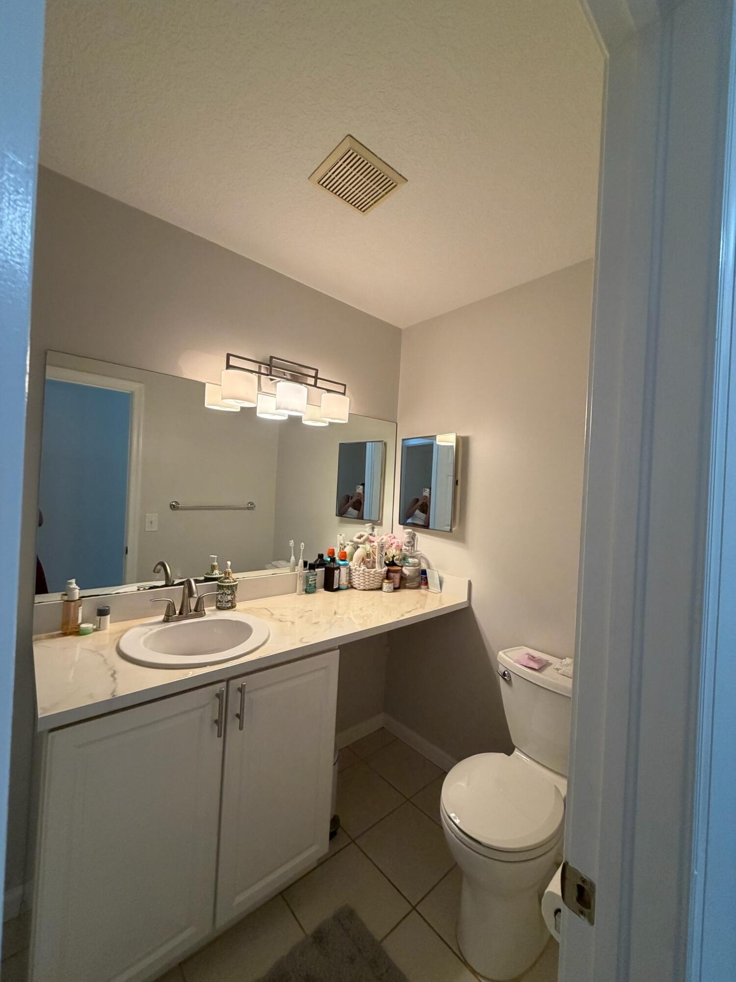 107 Half Moon Circle D Property Photo 18
