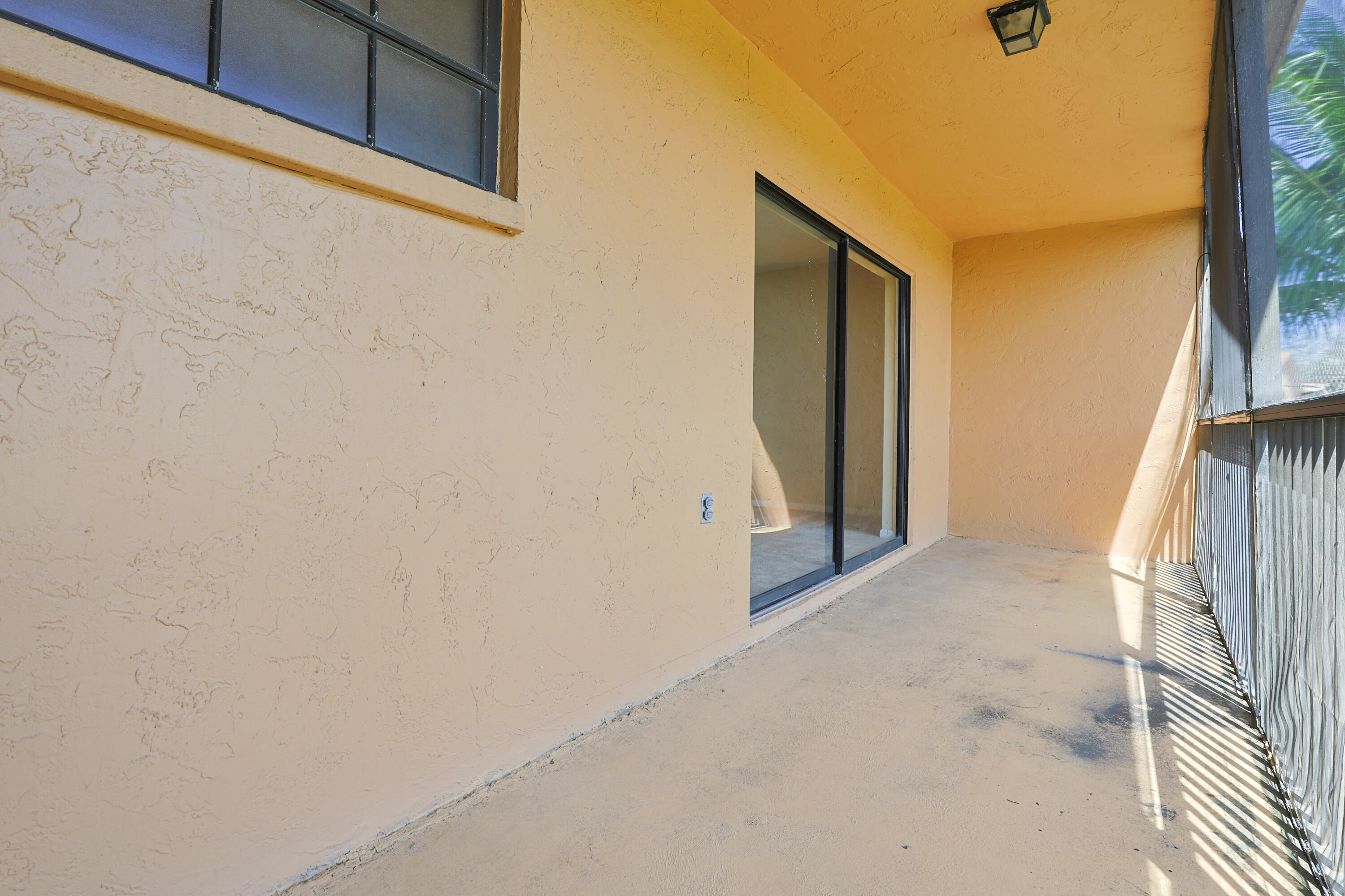 B26068463 Property Photo 2