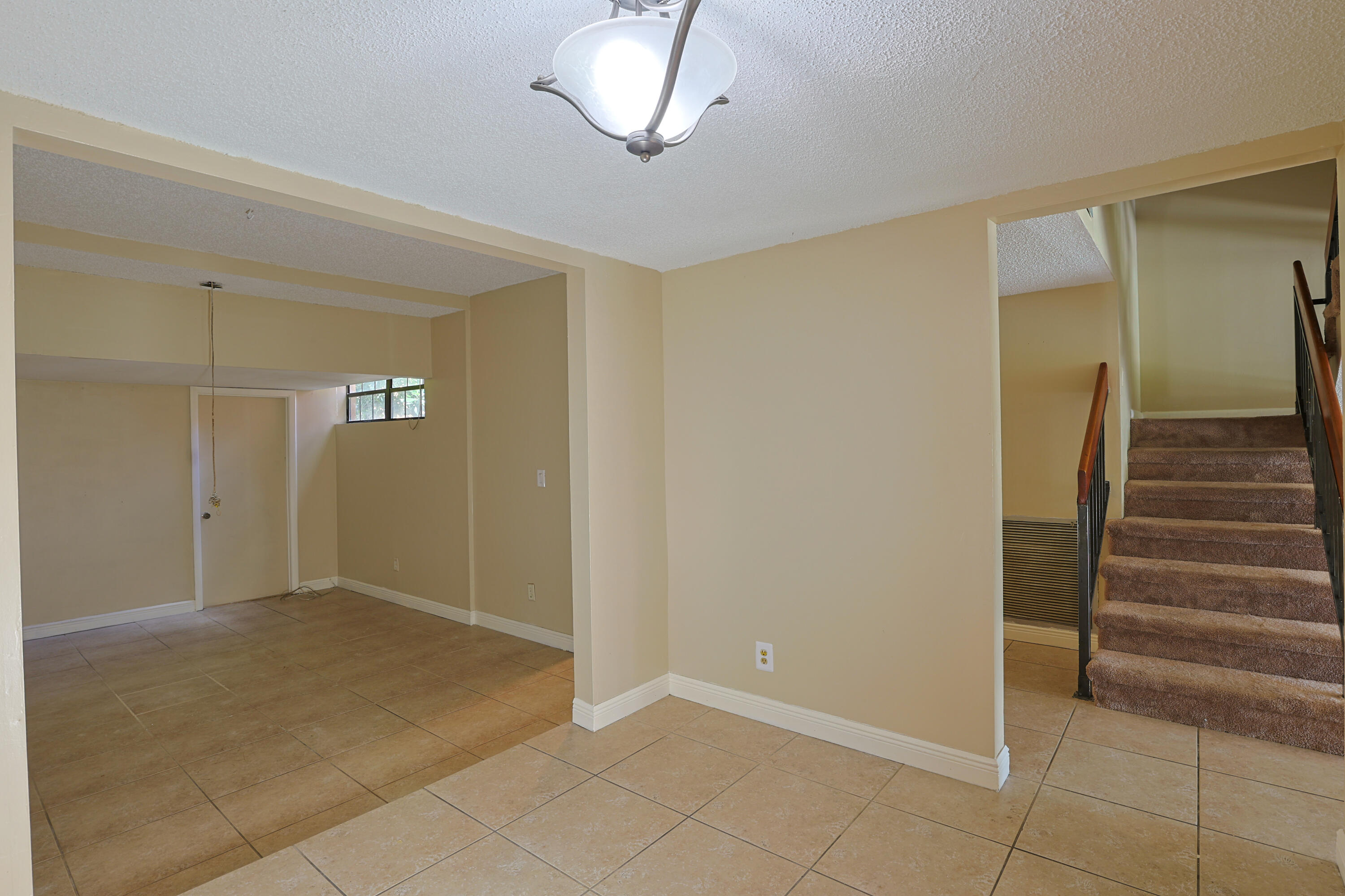B26068463 Property Photo 8