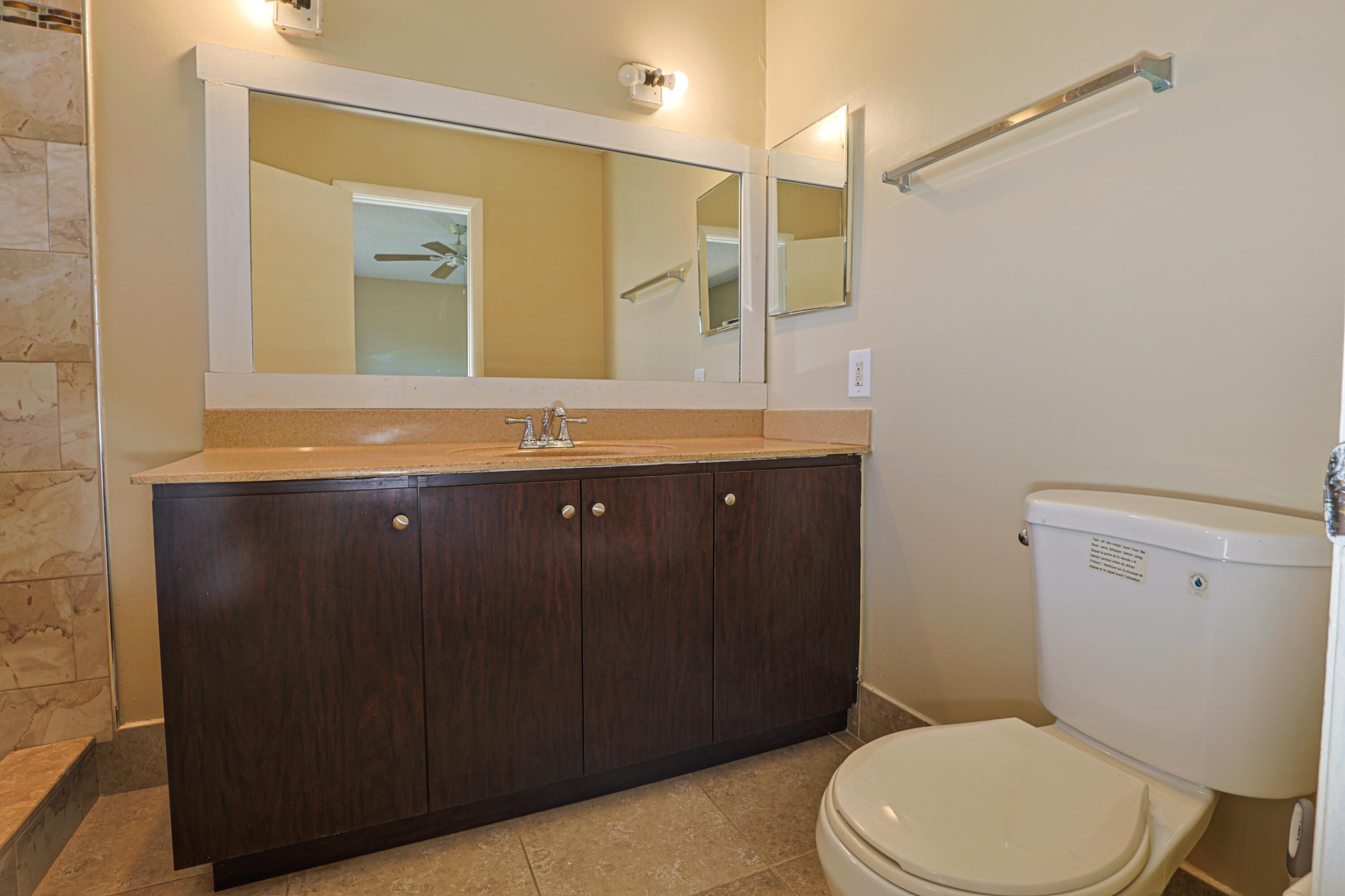 B26068463 Property Photo 14